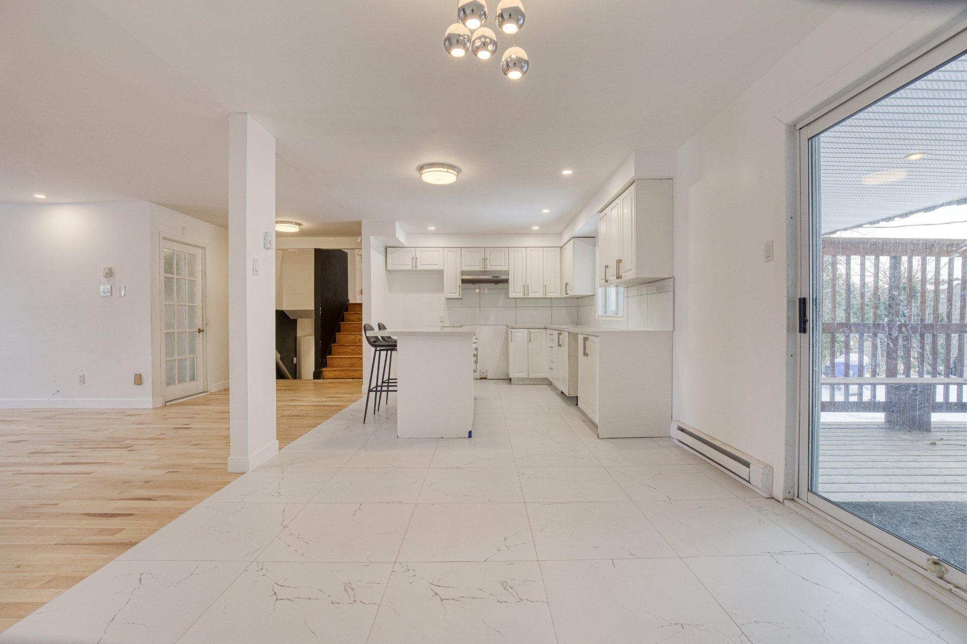 









7720


Boul. Milan

,
Brossard,




QC
J4Y1H7

