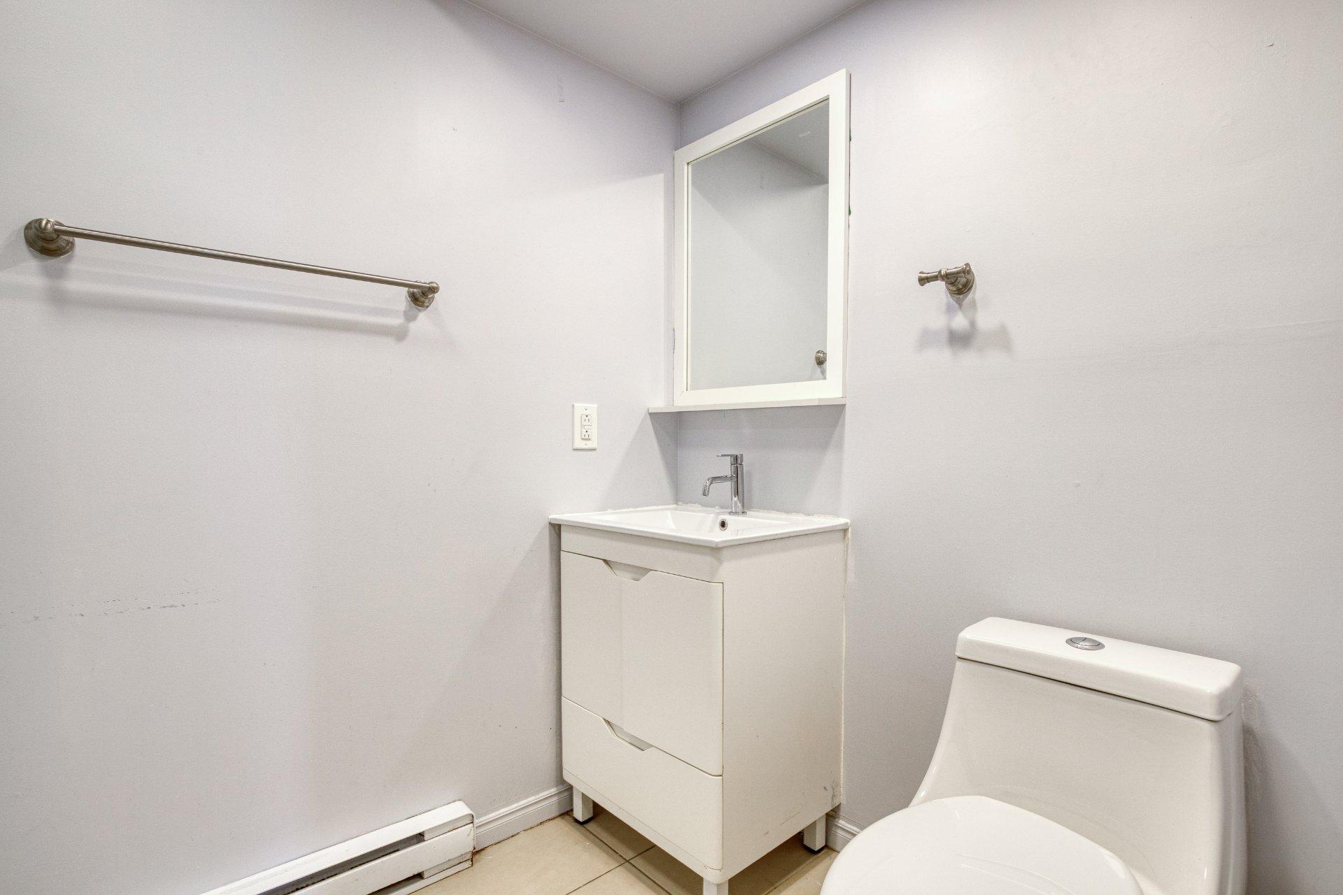 









7720


Boul. Milan

,
Brossard,




QC
J4Y1H7

