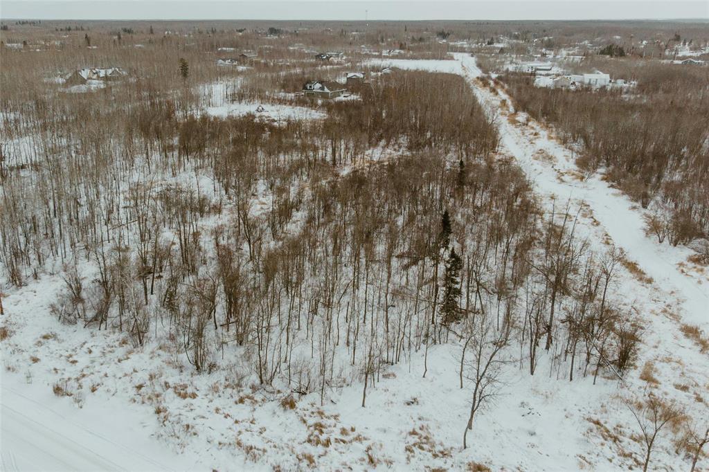 












38106 Mun Rd 45N Road

,
Ste Anne,







Manitoba
R5H1R2

