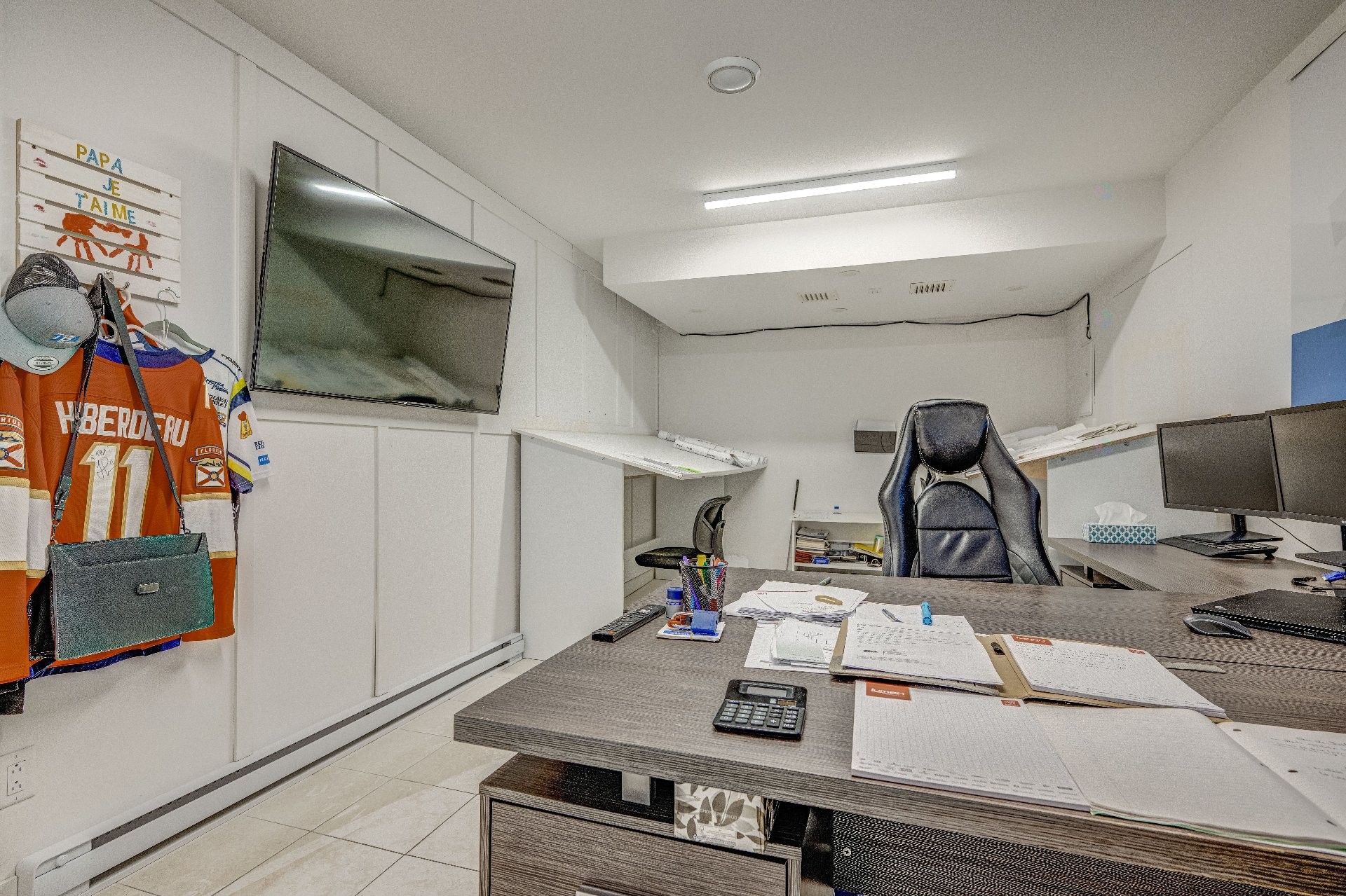 









145

 - 147


Rue de St-Faustin

,
Saint-Jérôme,




QC
J7Z2P5

