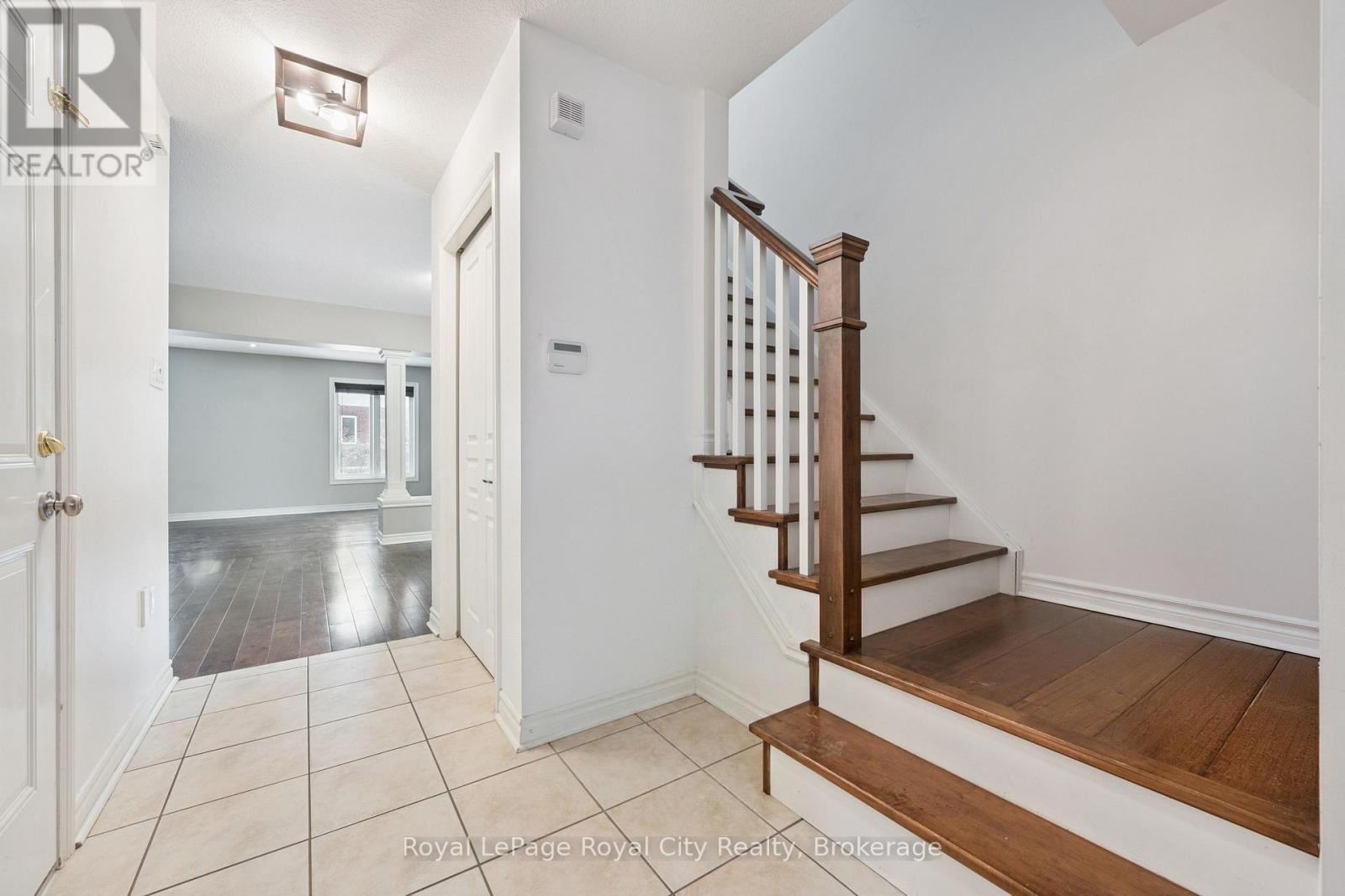 












77 LAUGHLAND LANE

,
Guelph (Pineridge/Westminster Woods),




Ontario
N1L0C6

