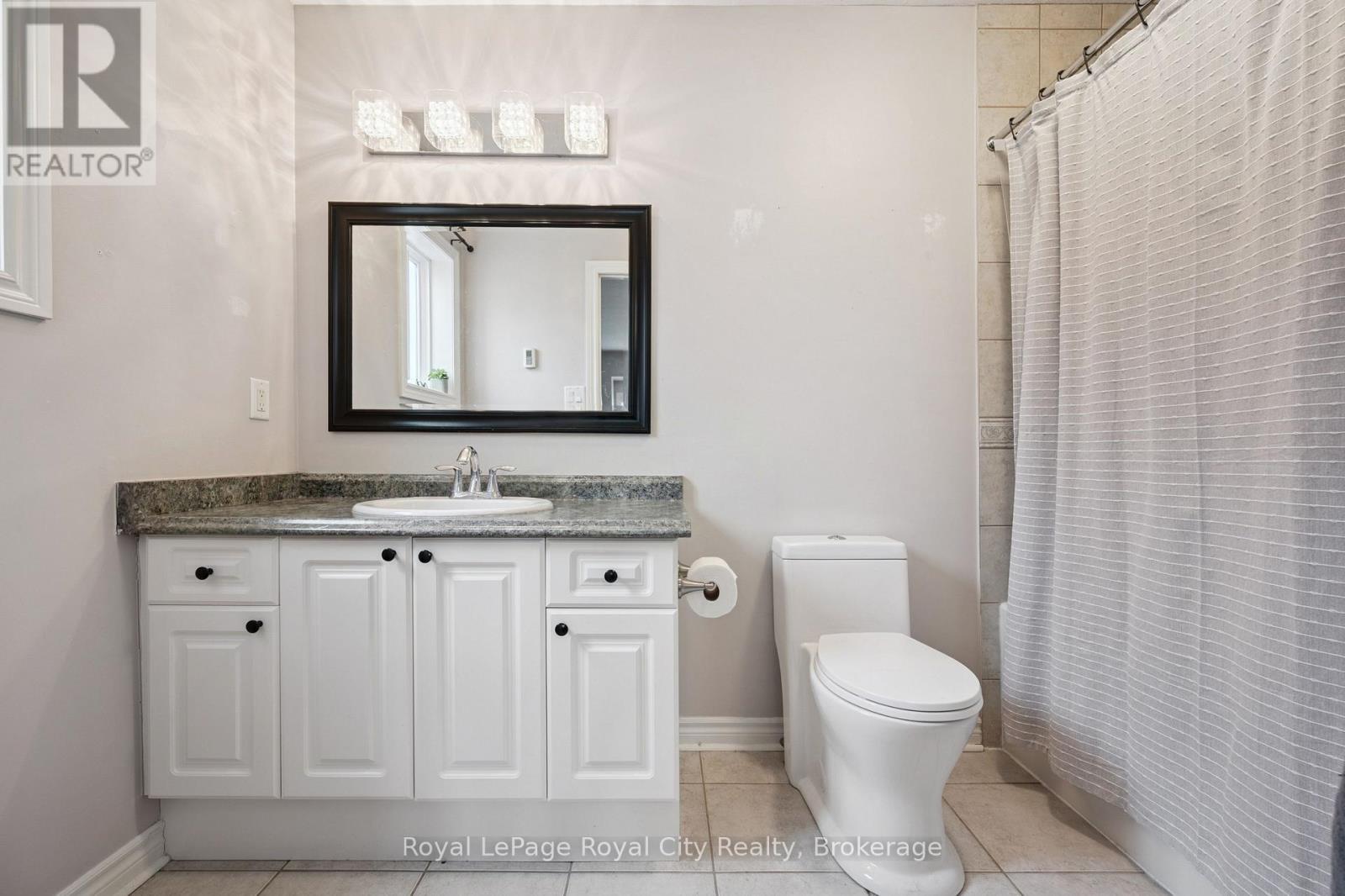 












77 LAUGHLAND LANE

,
Guelph (Pineridge/Westminster Woods),




Ontario
N1L0C6

