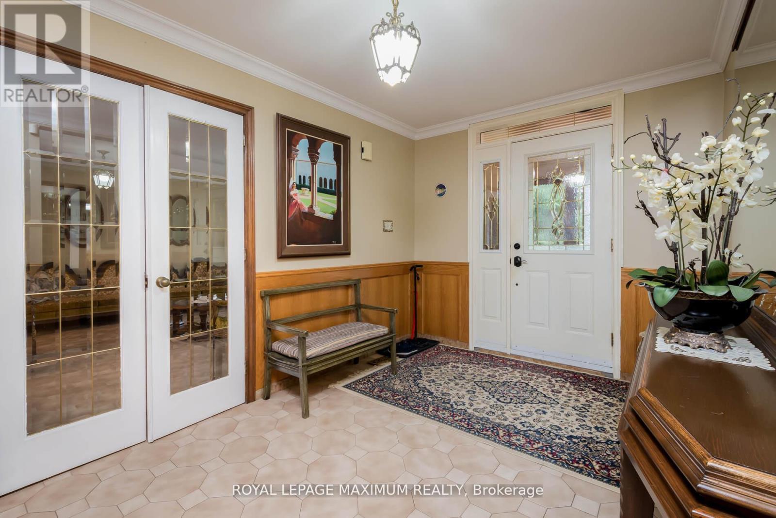 












119 GLEN LONG AVENUE

,
Toronto,




Ontario
M6B2M4

