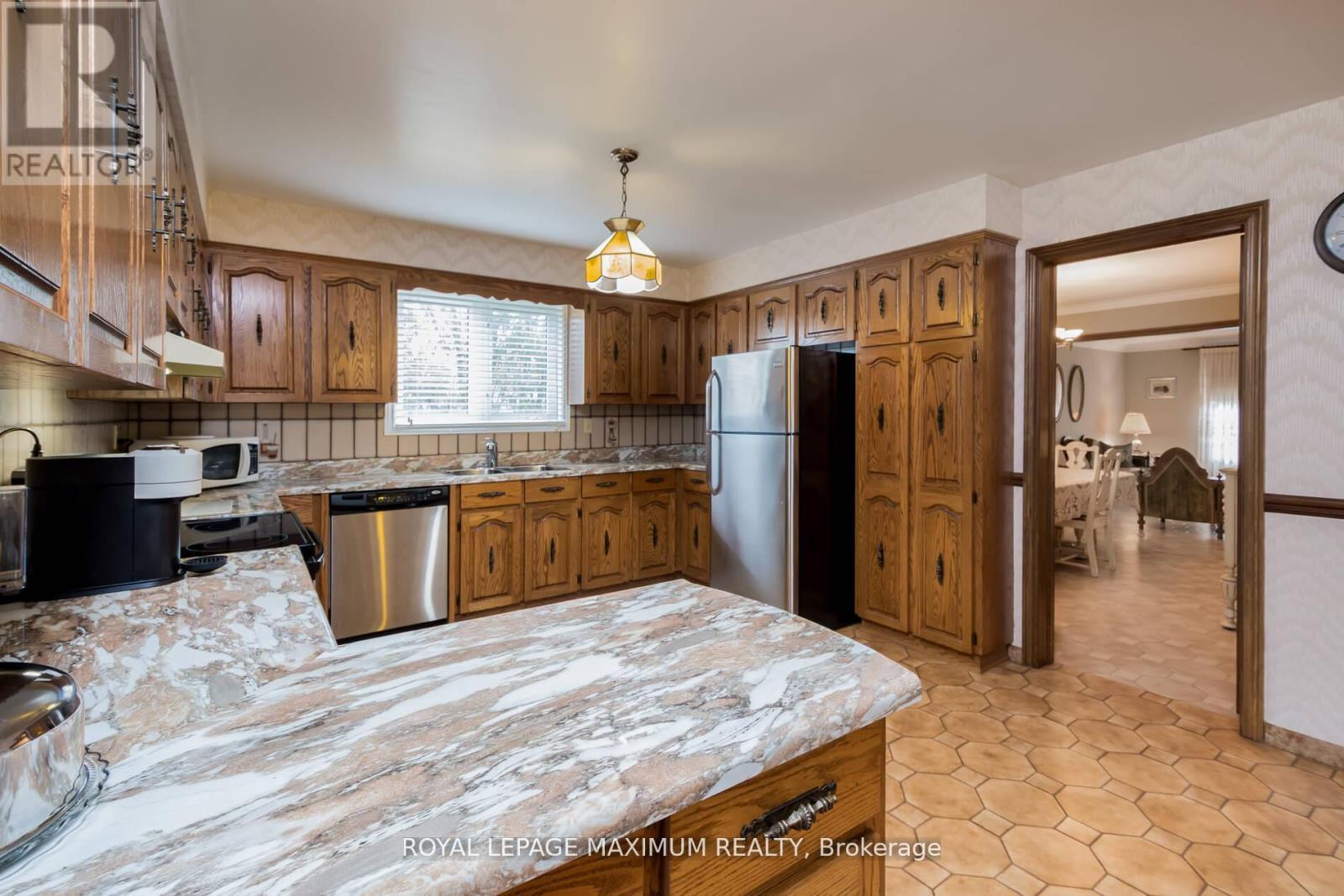 












119 GLEN LONG AVENUE

,
Toronto,




Ontario
M6B2M4

