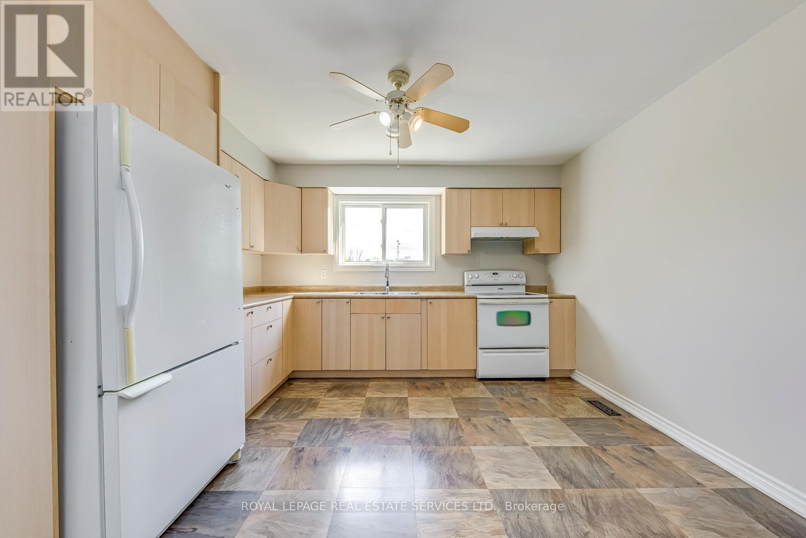 












99 MARTIN STREET

,
Milton,




Ontario
L9T2R3

