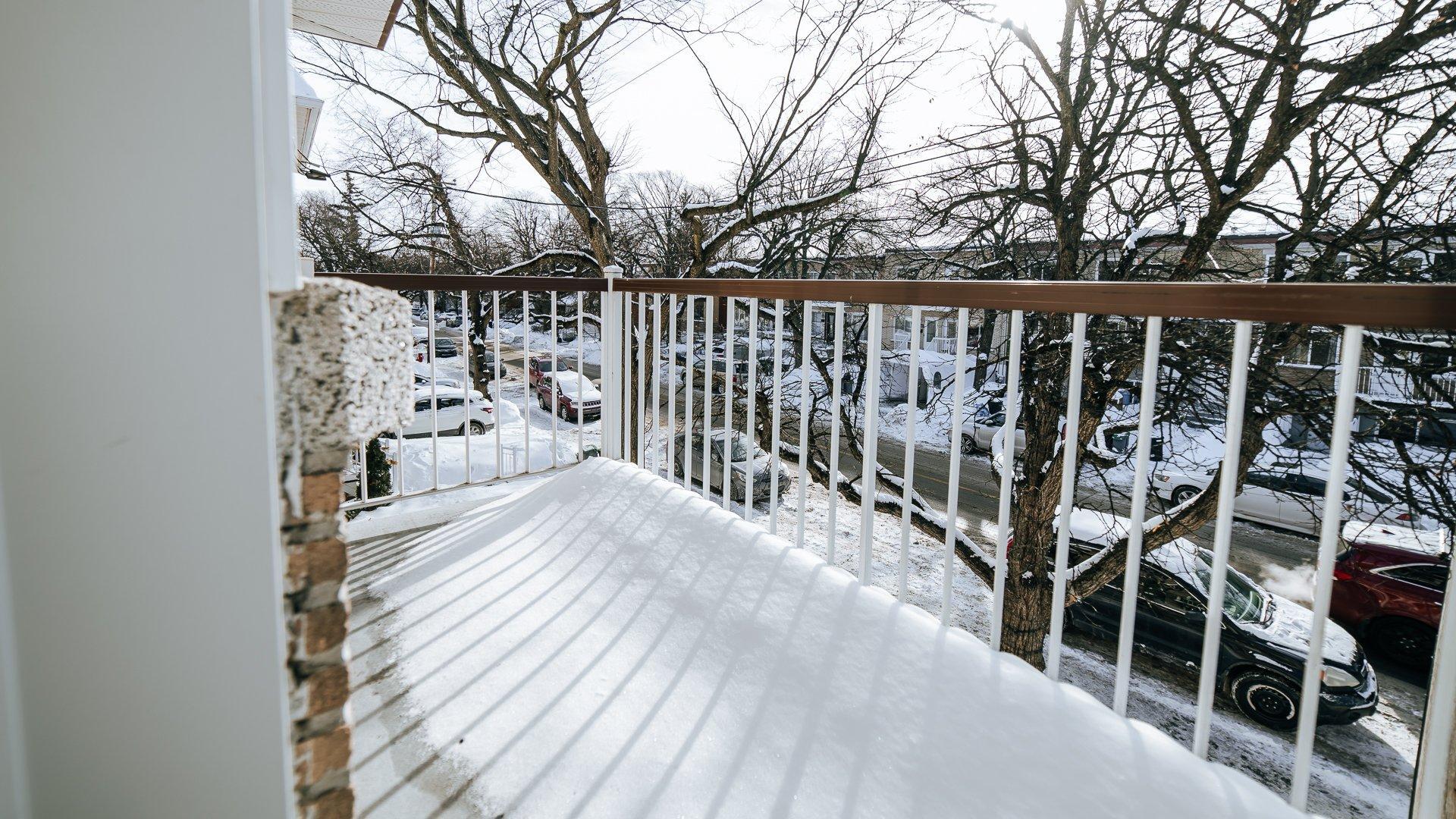 









10015


Rue de Lille

, 2,
Montréal (Ahuntsic-Cartierville),




QC
H2B2P8

