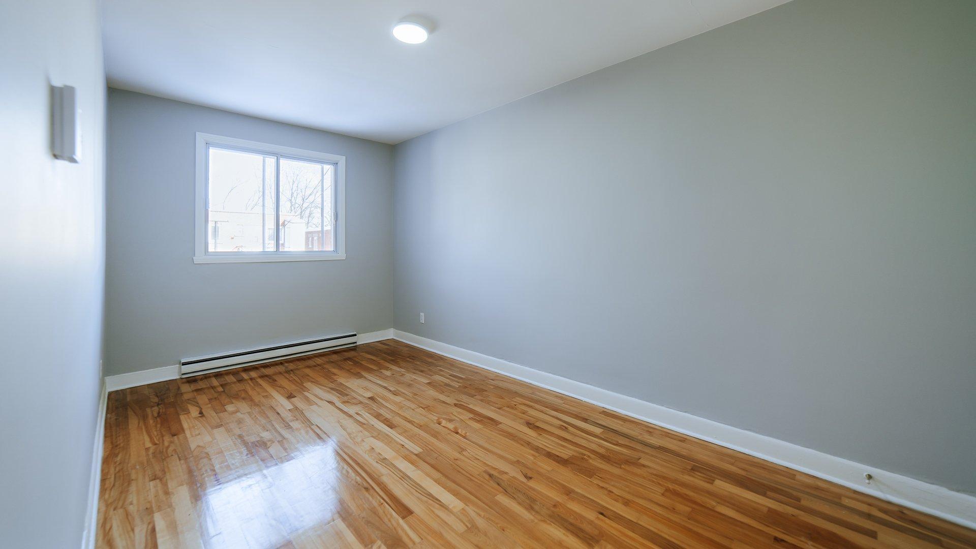 









10015


Rue de Lille

, 2,
Montréal (Ahuntsic-Cartierville),




QC
H2B2P8

