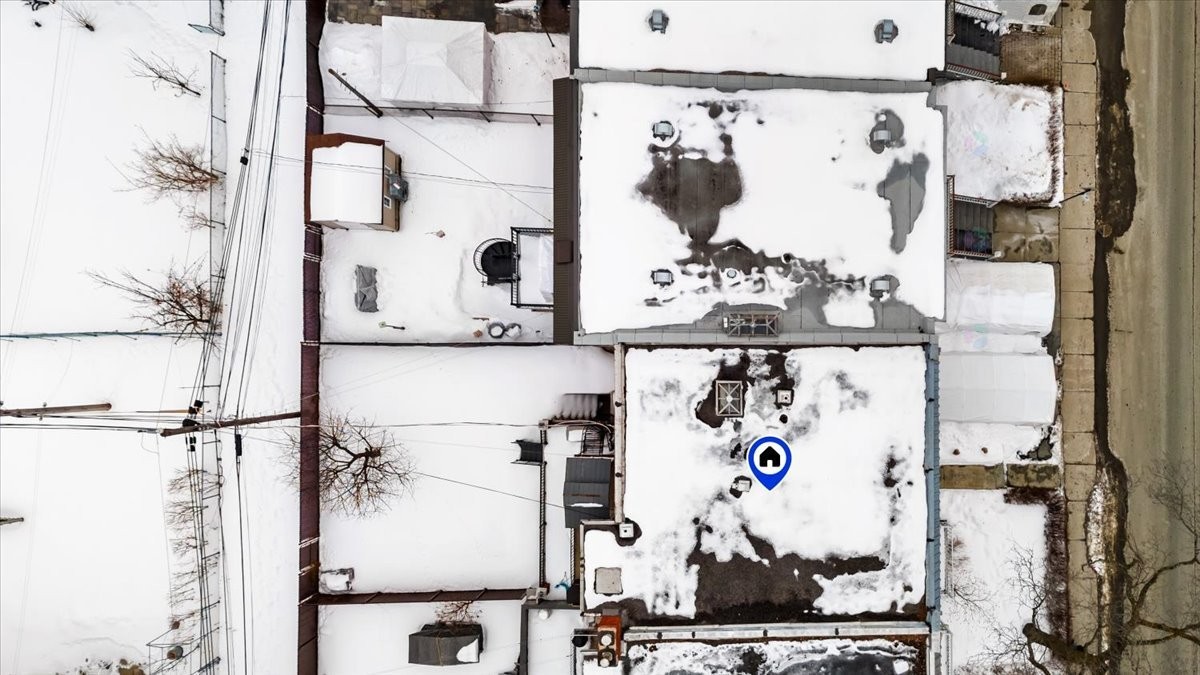 









2584


Rue Sauvé E.

,
Montréal (Ahuntsic-Cartierville),




QC
H2B1C3

