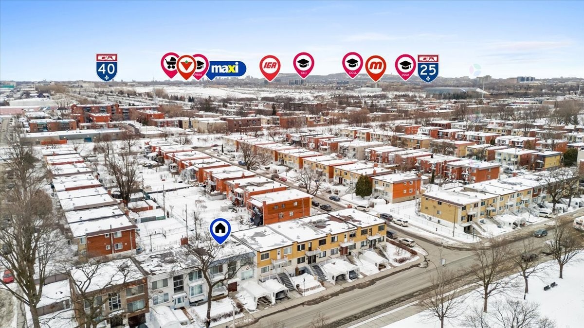 









2584


Rue Sauvé E.

,
Montréal (Ahuntsic-Cartierville),




QC
H2B1C3

