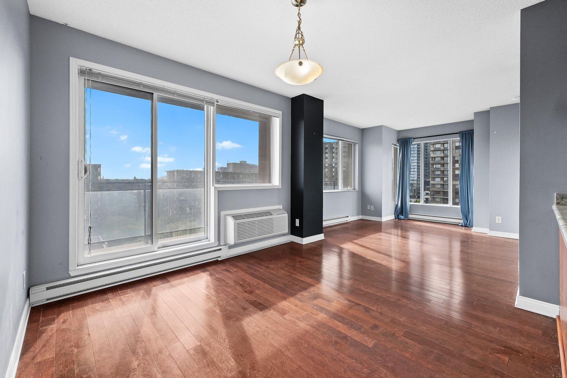 









550


Rue Jean-D'Estrées

, 902,
Montréal (Ville-Marie),




QC
H3C6W1

