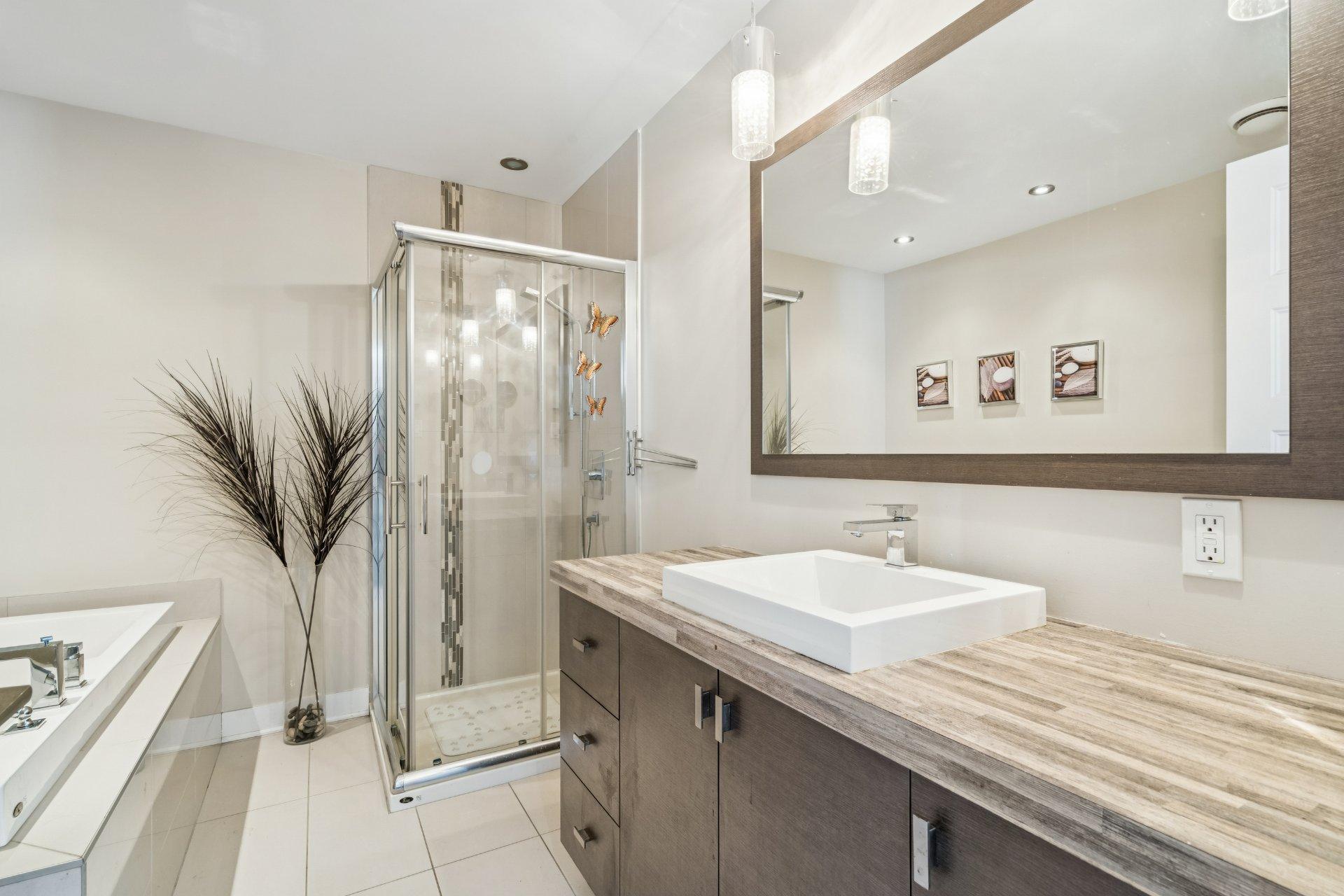 









4708


Rue des Patriotes

,
Contrecoeur,




QC
J0L1C0

