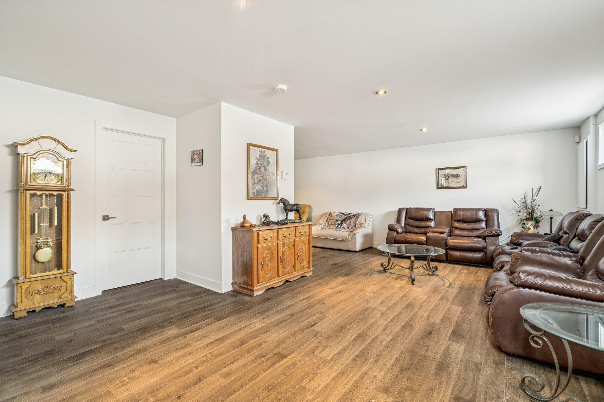 









4708


Rue des Patriotes

,
Contrecoeur,




QC
J0L1C0

