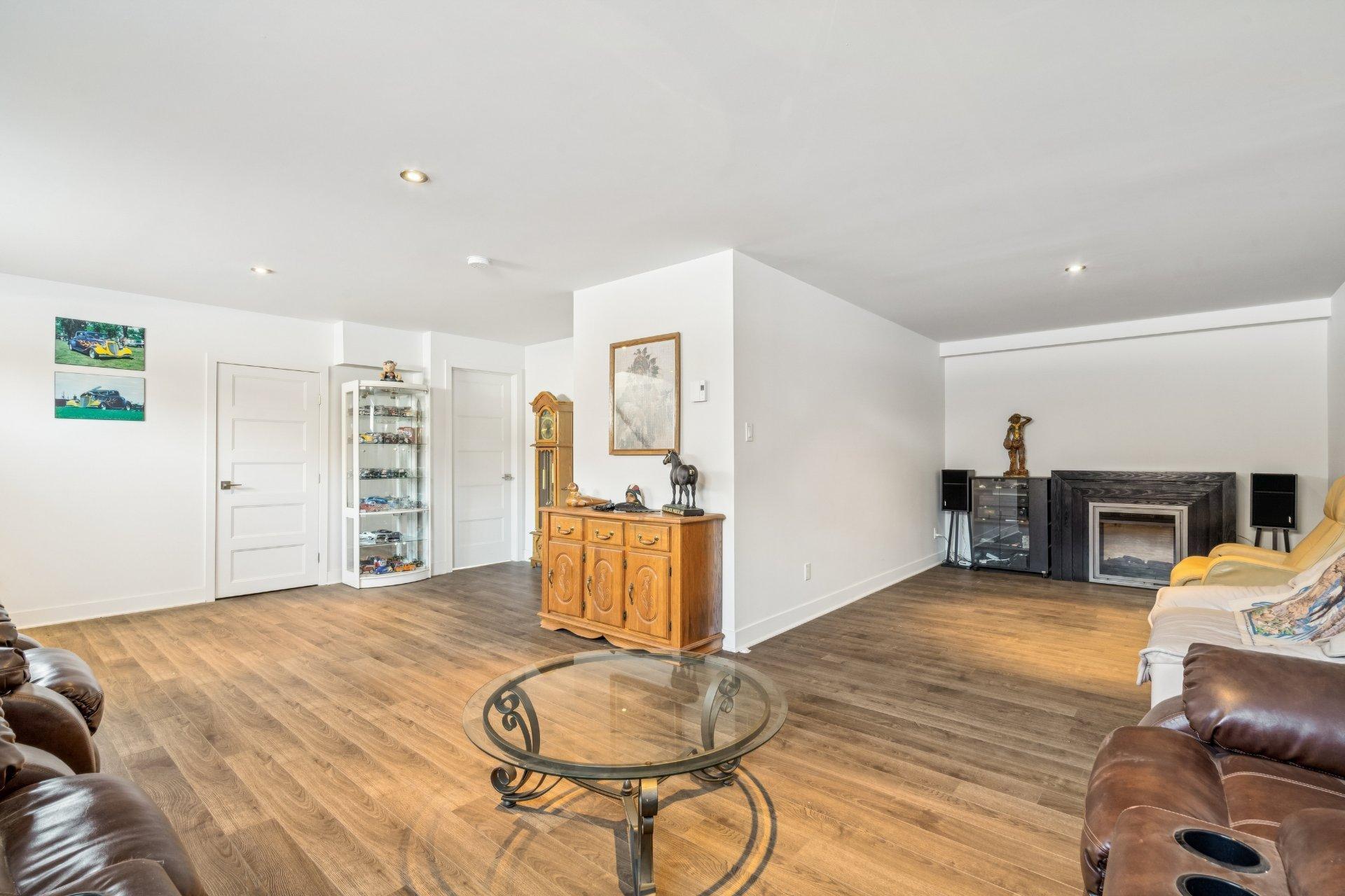 









4708


Rue des Patriotes

,
Contrecoeur,




QC
J0L1C0

