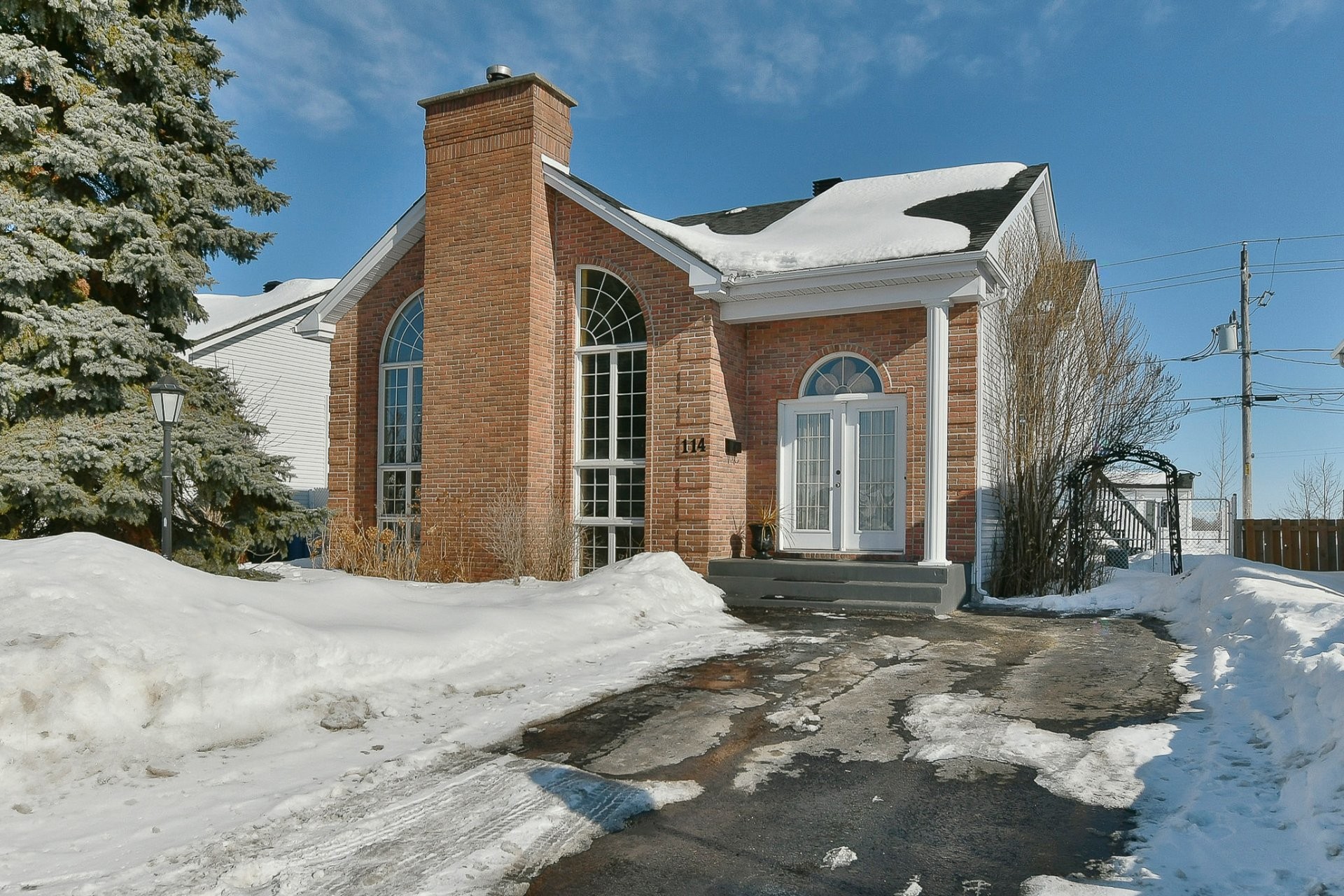 









114


Rue des Semailles

,
L'Épiphanie,




QC
J5X3N8

