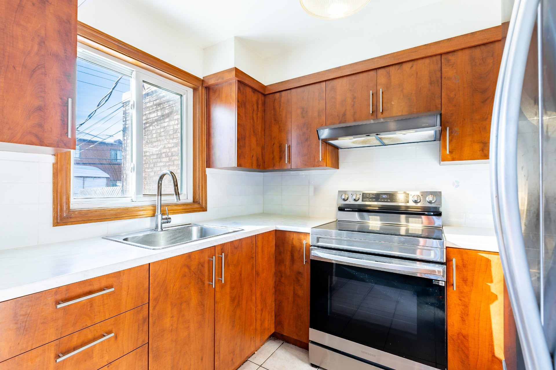 









11820


Av. Nicolas-Appert

,
Montréal (Rivière-des-Prairies/Pointe-aux-Trembles),




QC
H1E2R7

