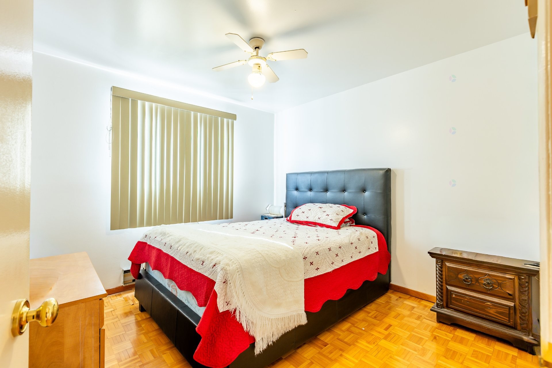 









11820


Av. Nicolas-Appert

,
Montréal (Rivière-des-Prairies/Pointe-aux-Trembles),




QC
H1E2R7

