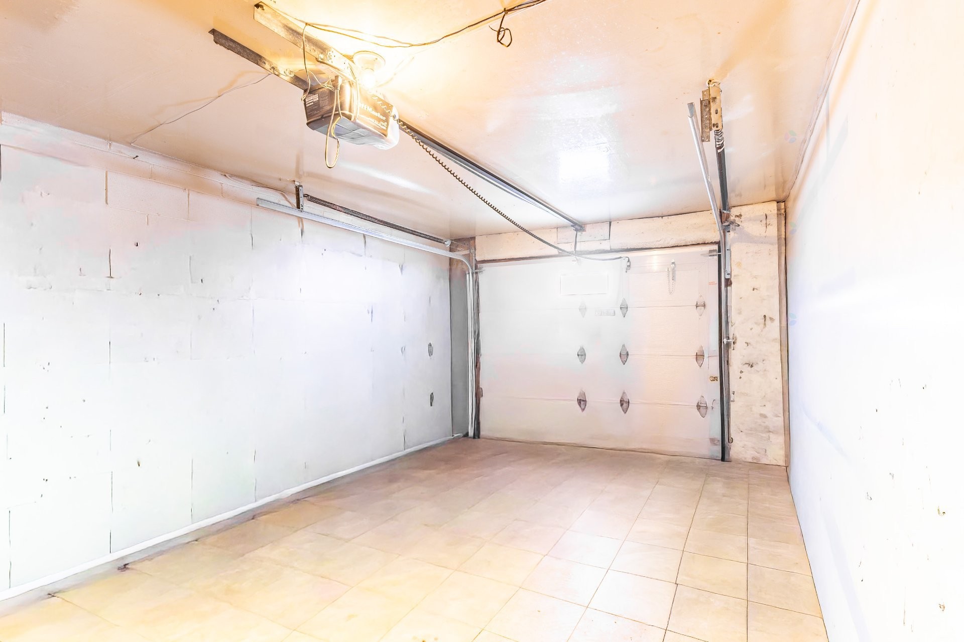









11820


Av. Nicolas-Appert

,
Montréal (Rivière-des-Prairies/Pointe-aux-Trembles),




QC
H1E2R7

