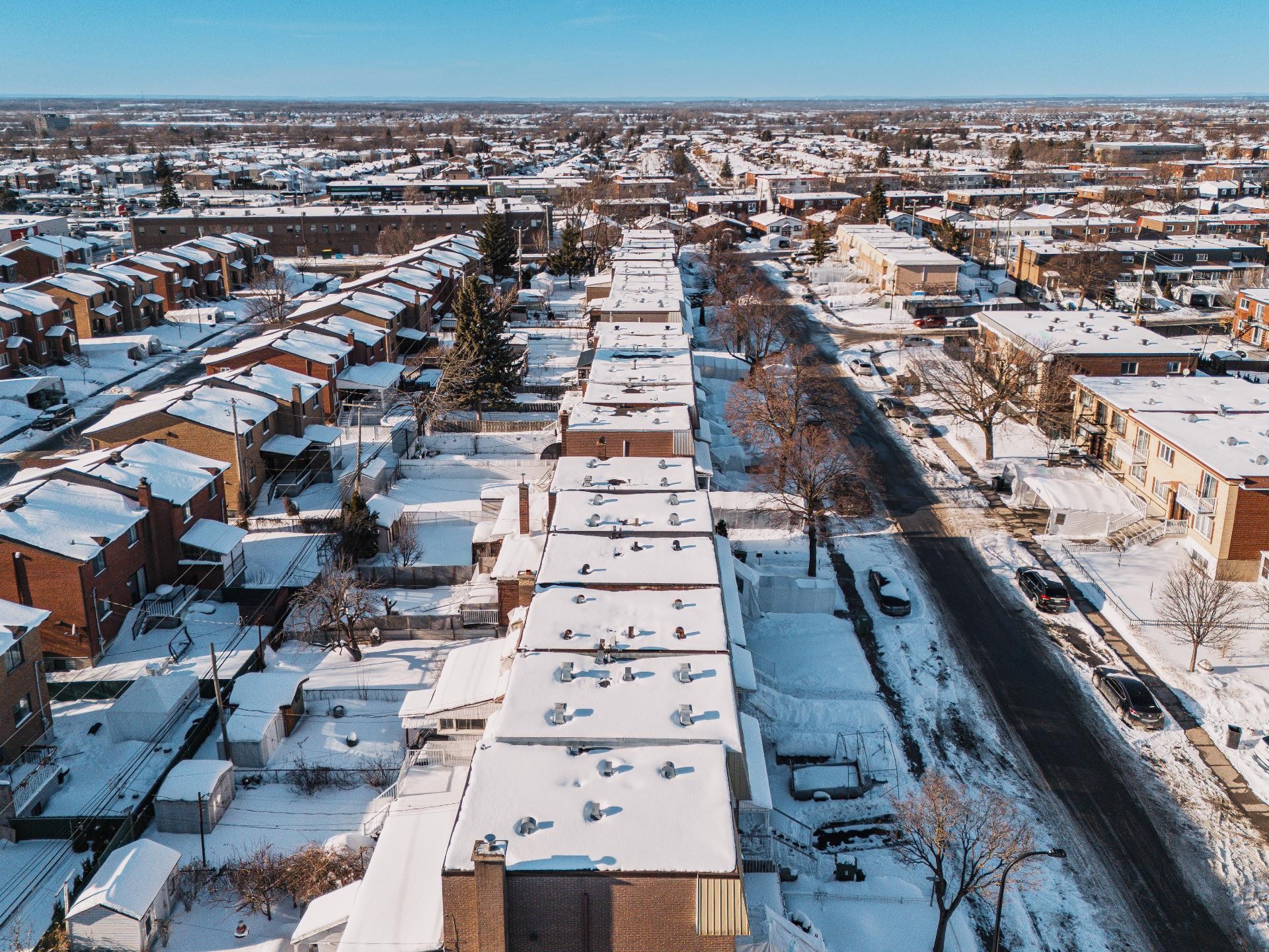 









11820


Av. Nicolas-Appert

,
Montréal (Rivière-des-Prairies/Pointe-aux-Trembles),




QC
H1E2R7

