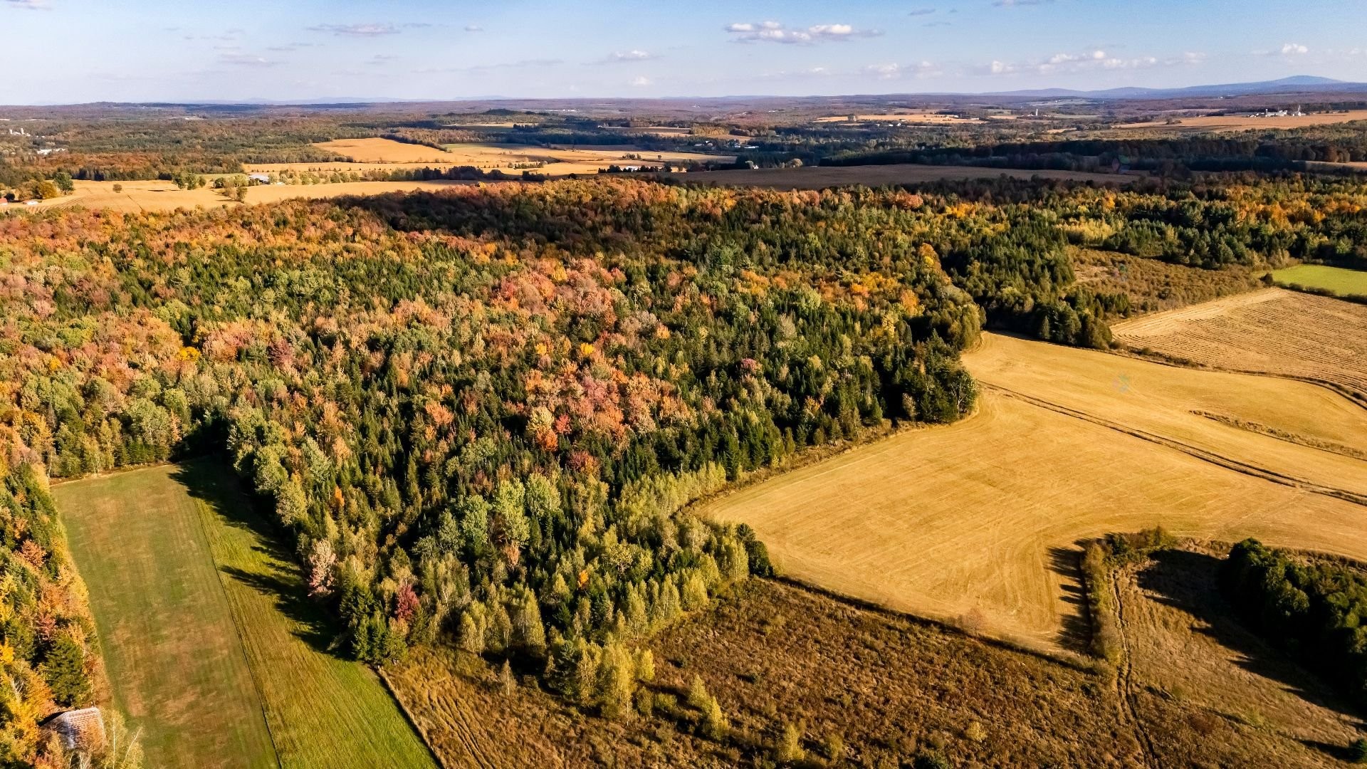 









3150


Ch. Bartlett

,
Cookshire-Eaton,







QC
J0B1M0

