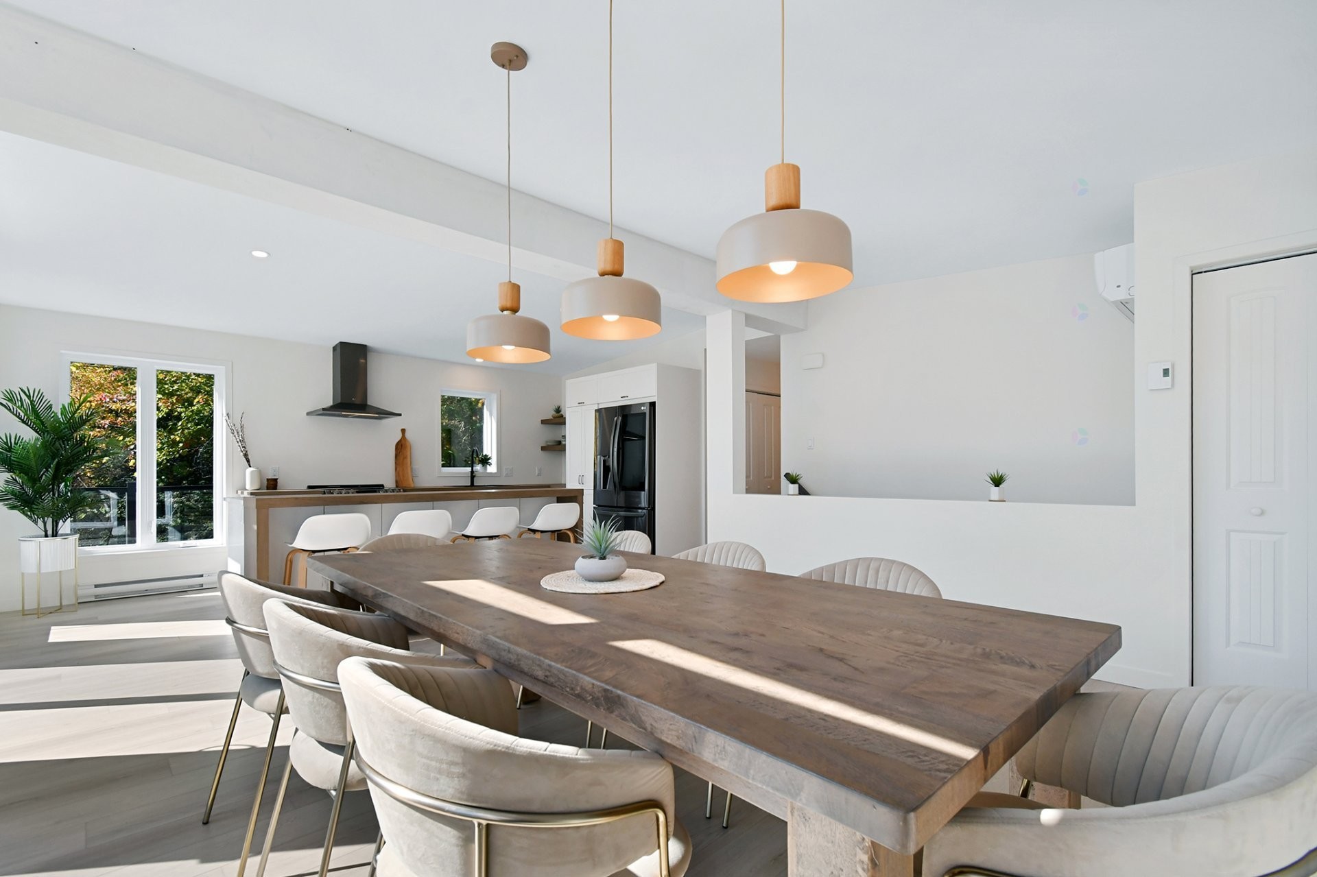 









93


Ch. du Domaine-Ayotte

,
Saint-Donat,




QC
J0T2C0

