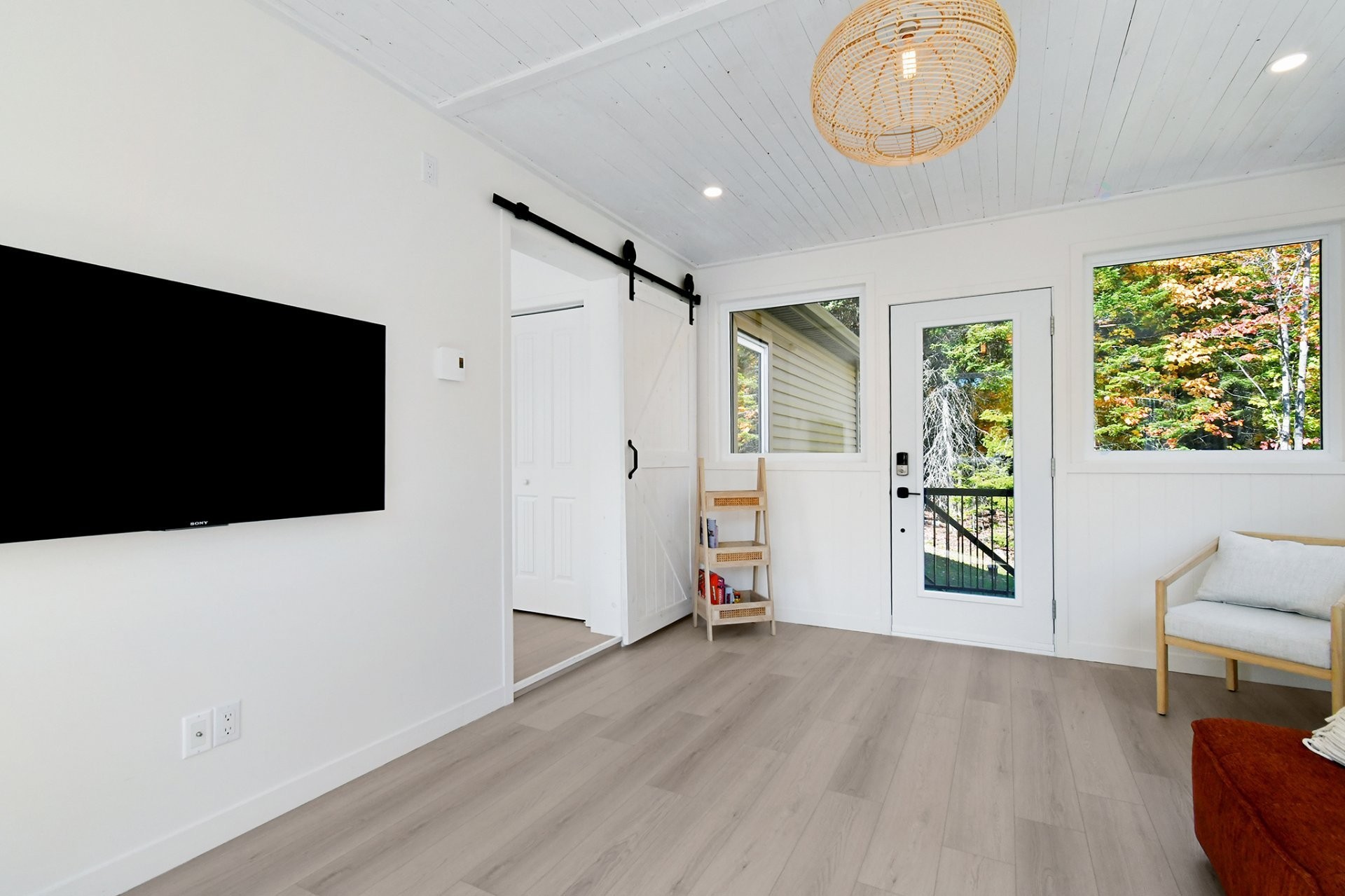 









93


Ch. du Domaine-Ayotte

,
Saint-Donat,




QC
J0T2C0

