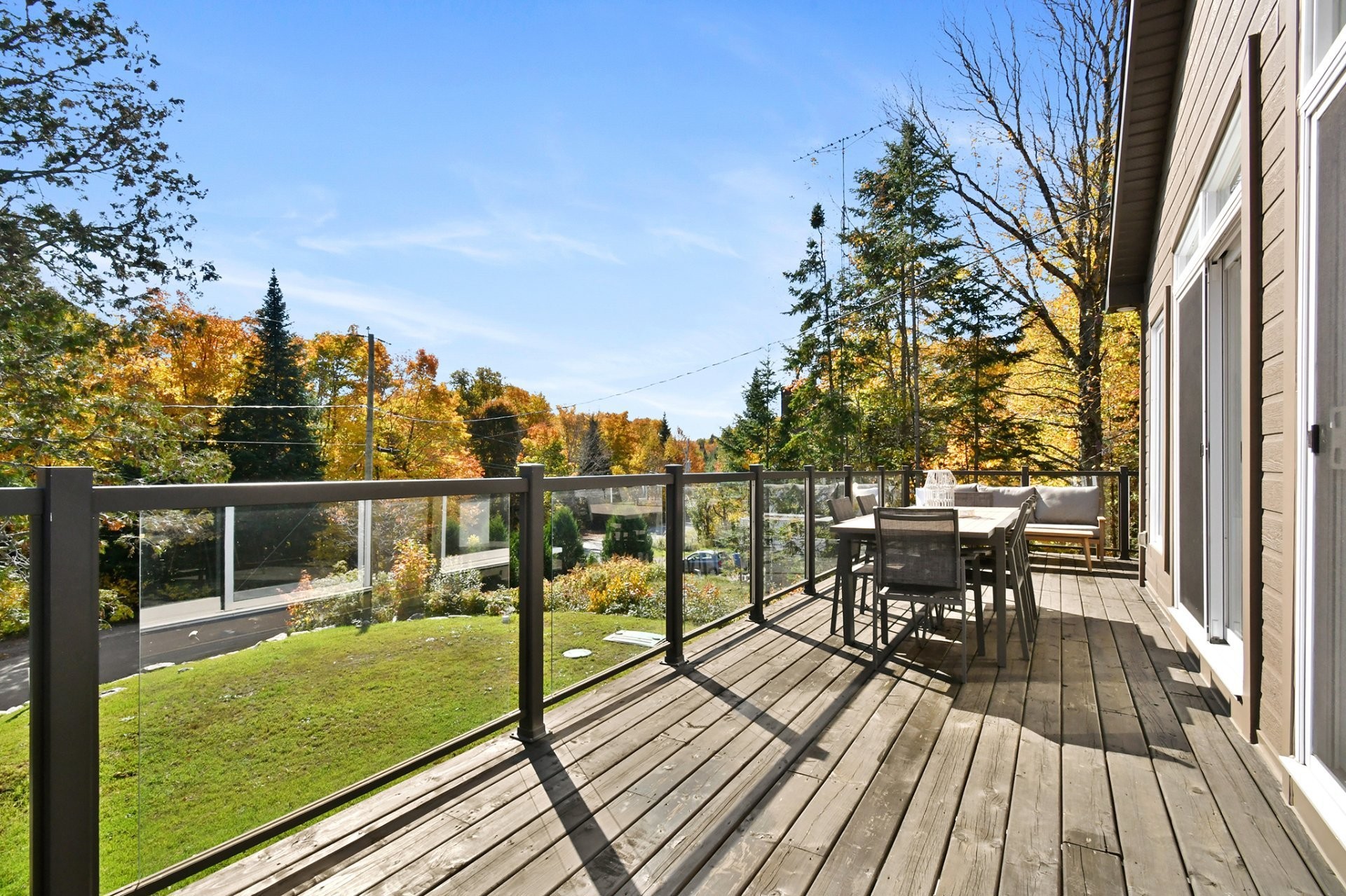 









93


Ch. du Domaine-Ayotte

,
Saint-Donat,




QC
J0T2C0

