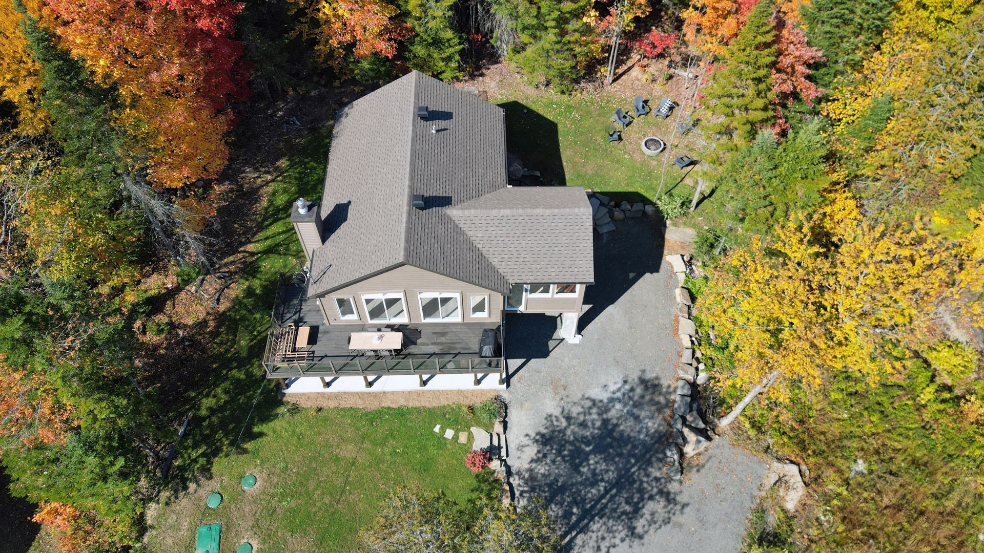 









93


Ch. du Domaine-Ayotte

,
Saint-Donat,




QC
J0T2C0

