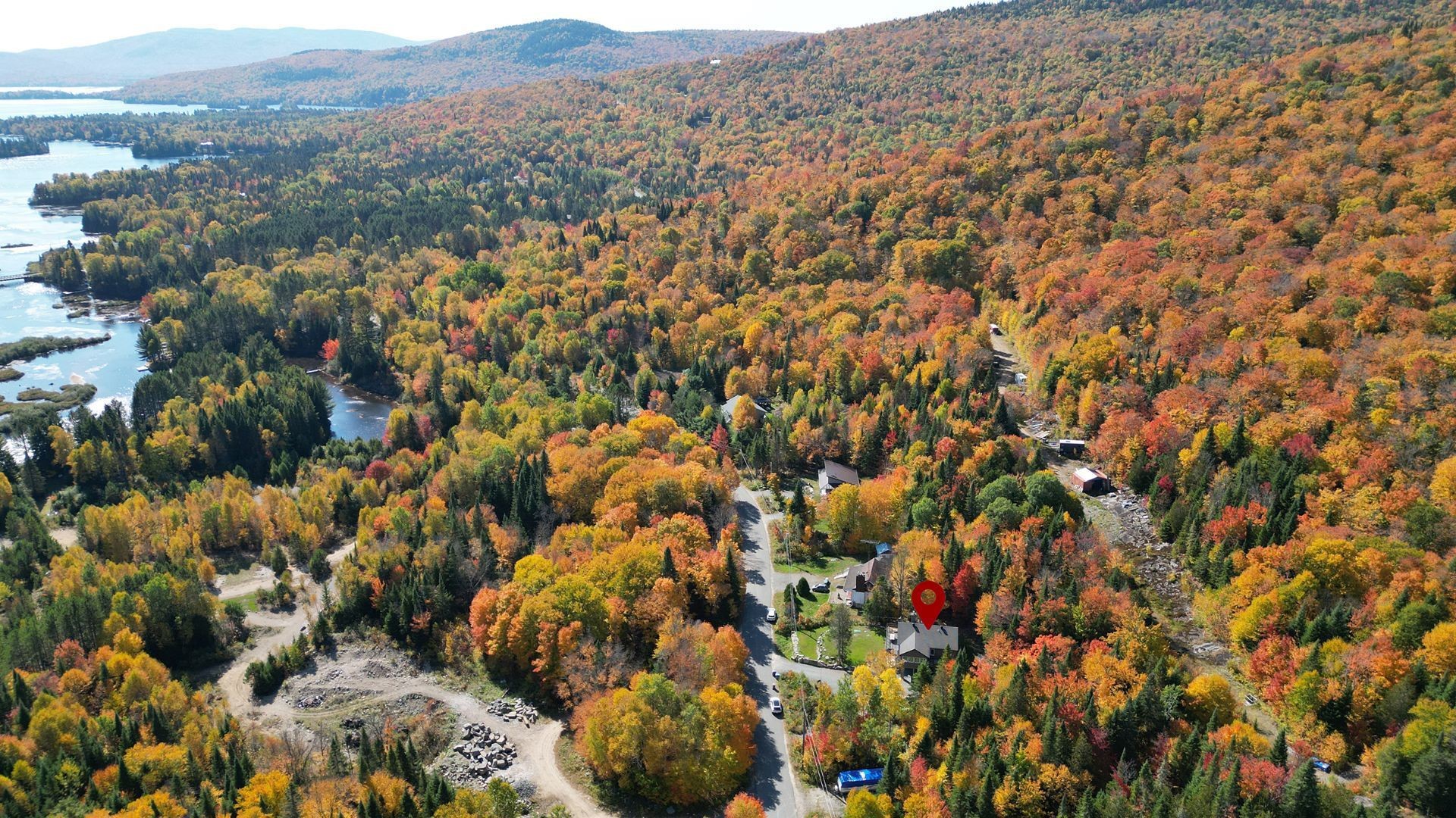 









93


Ch. du Domaine-Ayotte

,
Saint-Donat,




QC
J0T2C0

