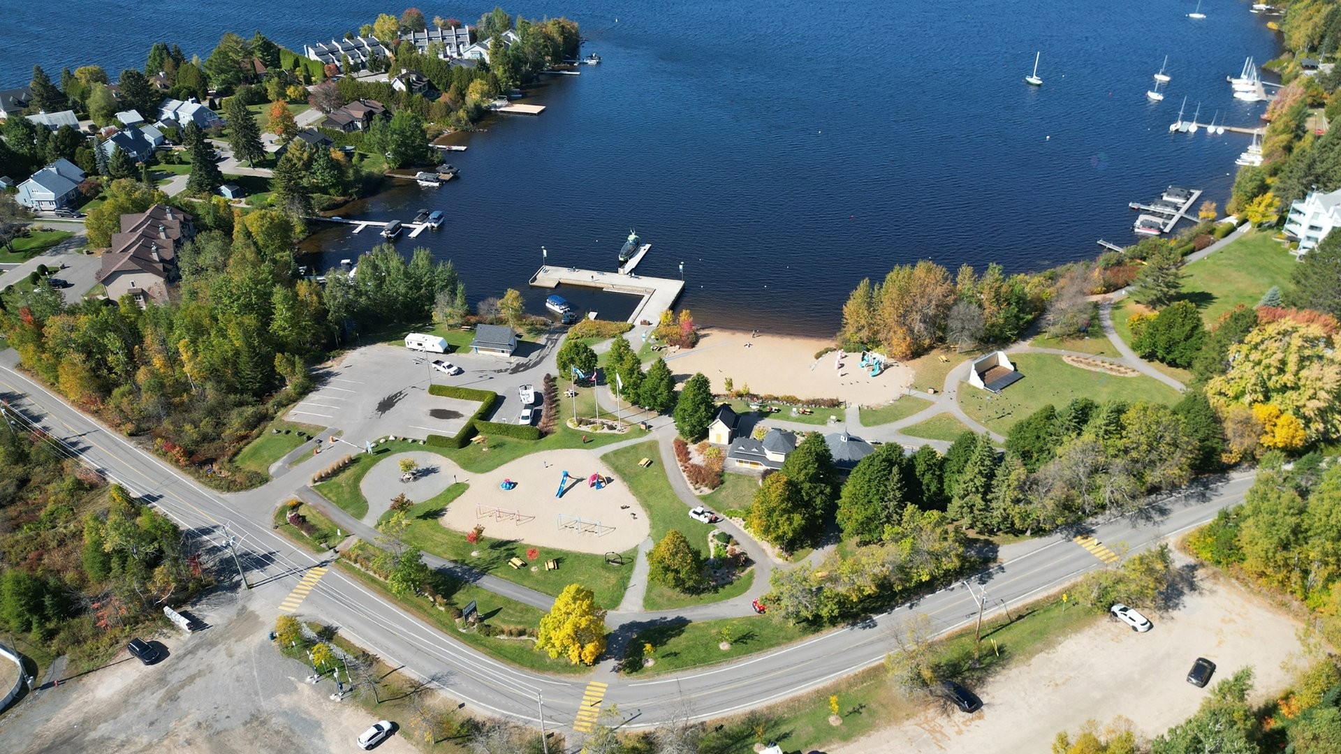 









93


Ch. du Domaine-Ayotte

,
Saint-Donat,




QC
J0T2C0

