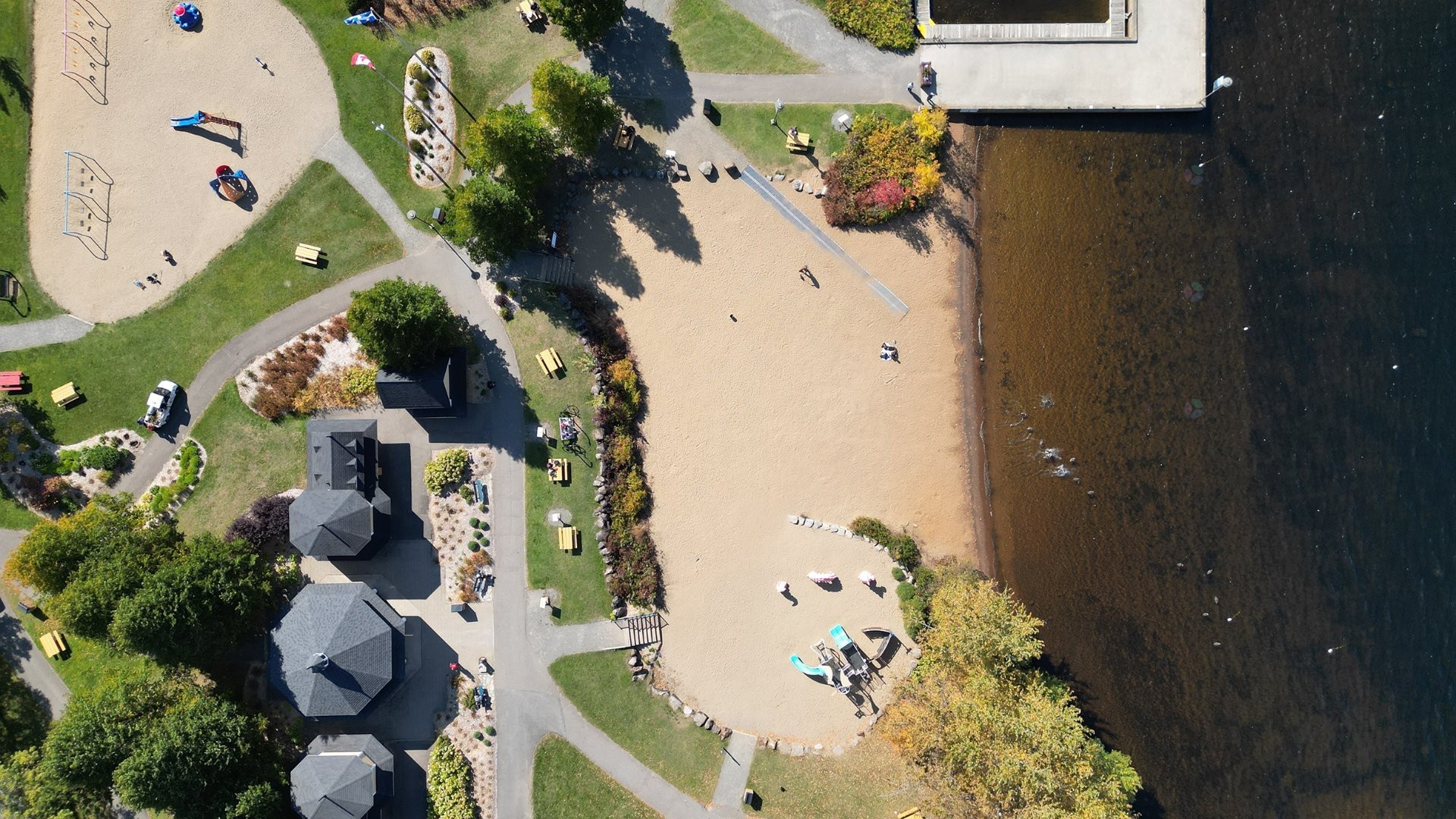 









93


Ch. du Domaine-Ayotte

,
Saint-Donat,




QC
J0T2C0

