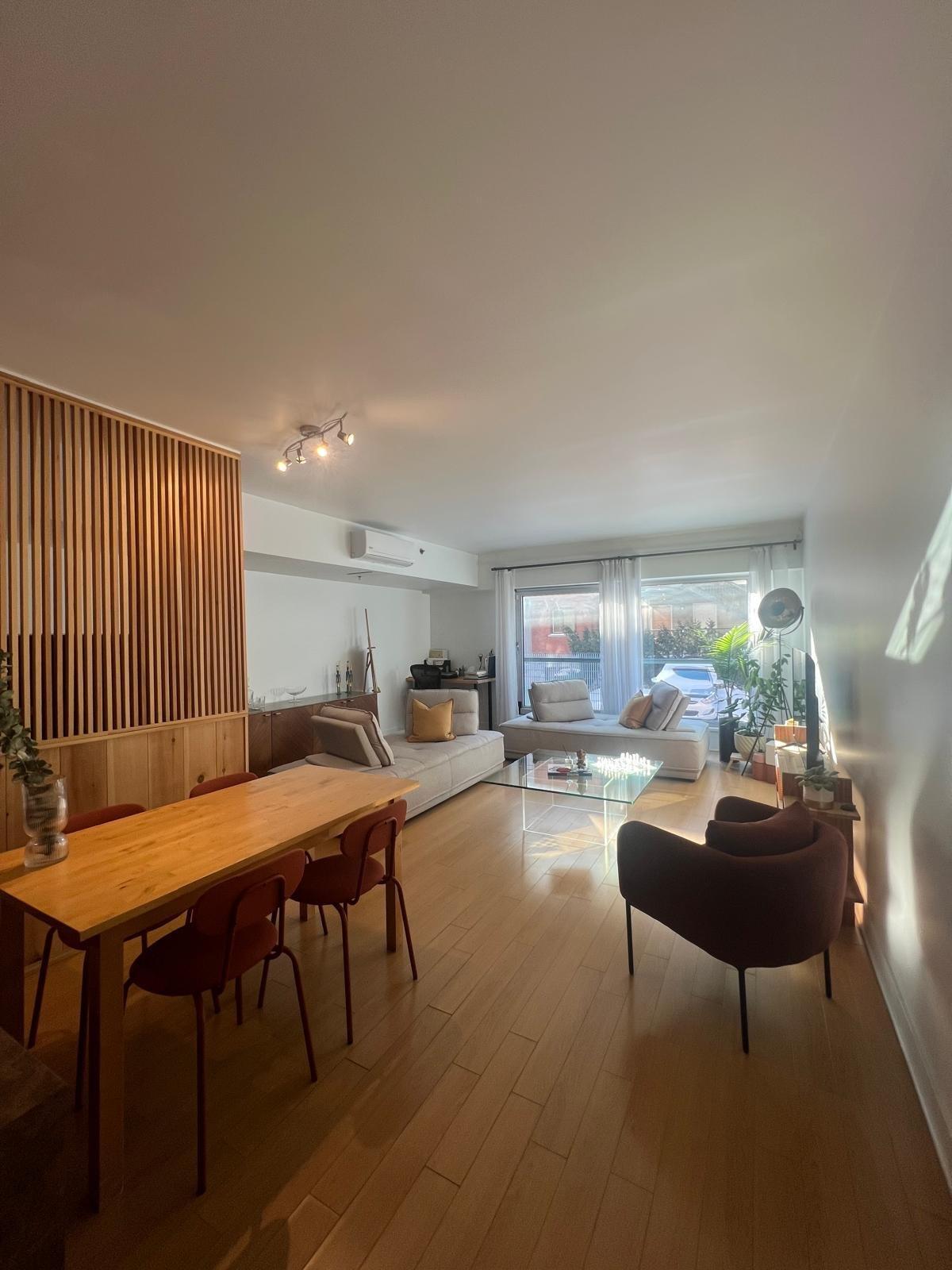 









7060


Rue Hutchison

, 110,
Montréal (Villeray/Saint-Michel/Parc-Extension),




QC
H3N2Z1

