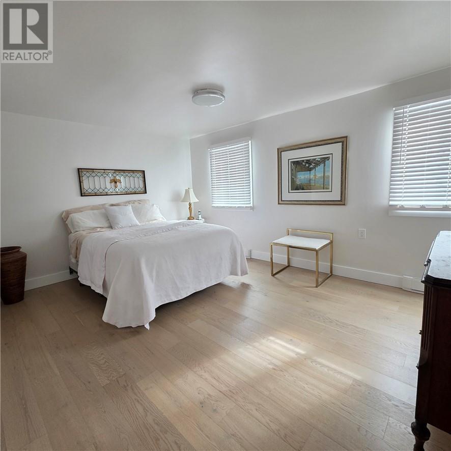 












431 Elbow Lake Road

,
Sudbury,




Ontario
P3E4N1

