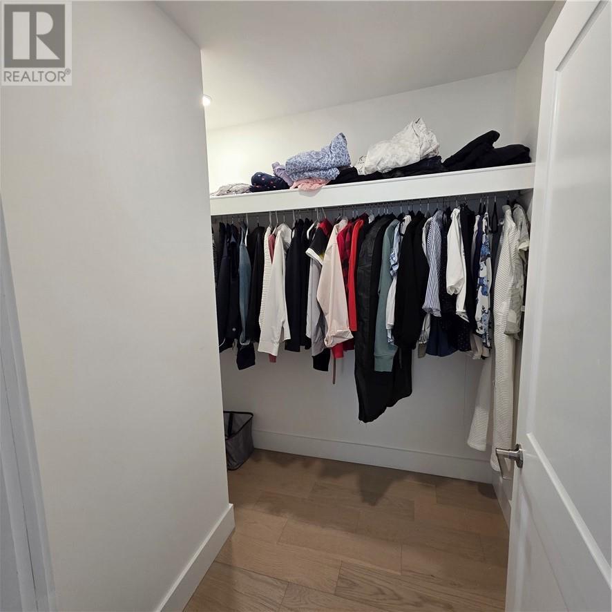 












431 Elbow Lake Road

,
Sudbury,




Ontario
P3E4N1

