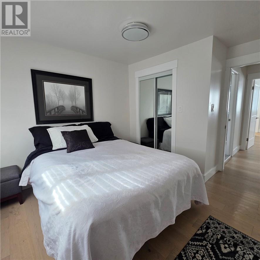 












431 Elbow Lake Road

,
Sudbury,




Ontario
P3E4N1

