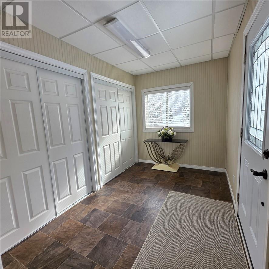 












431 Elbow Lake Road

,
Sudbury,




Ontario
P3E4N1

