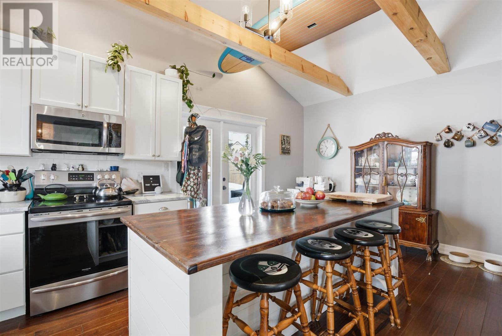 












40 Michigan AVE

,
Blind River,




Ontario
P0R1B0

