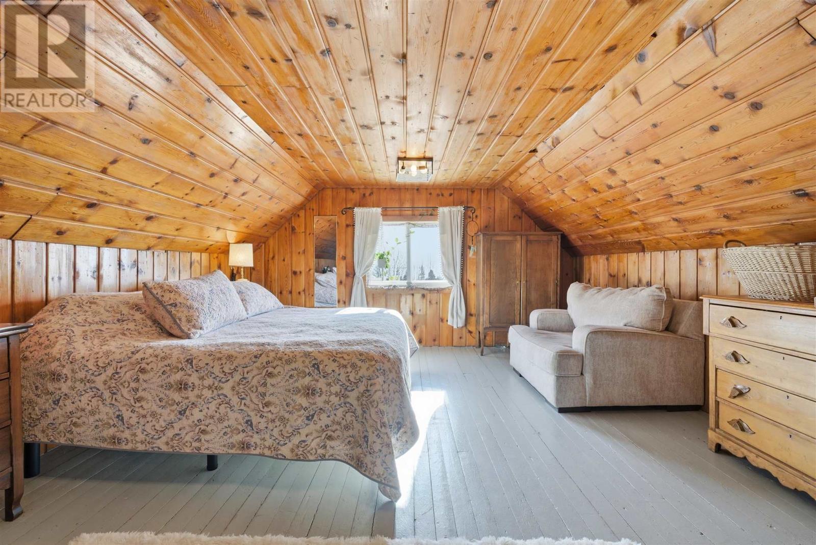 












40 Michigan AVE

,
Blind River,




Ontario
P0R1B0

