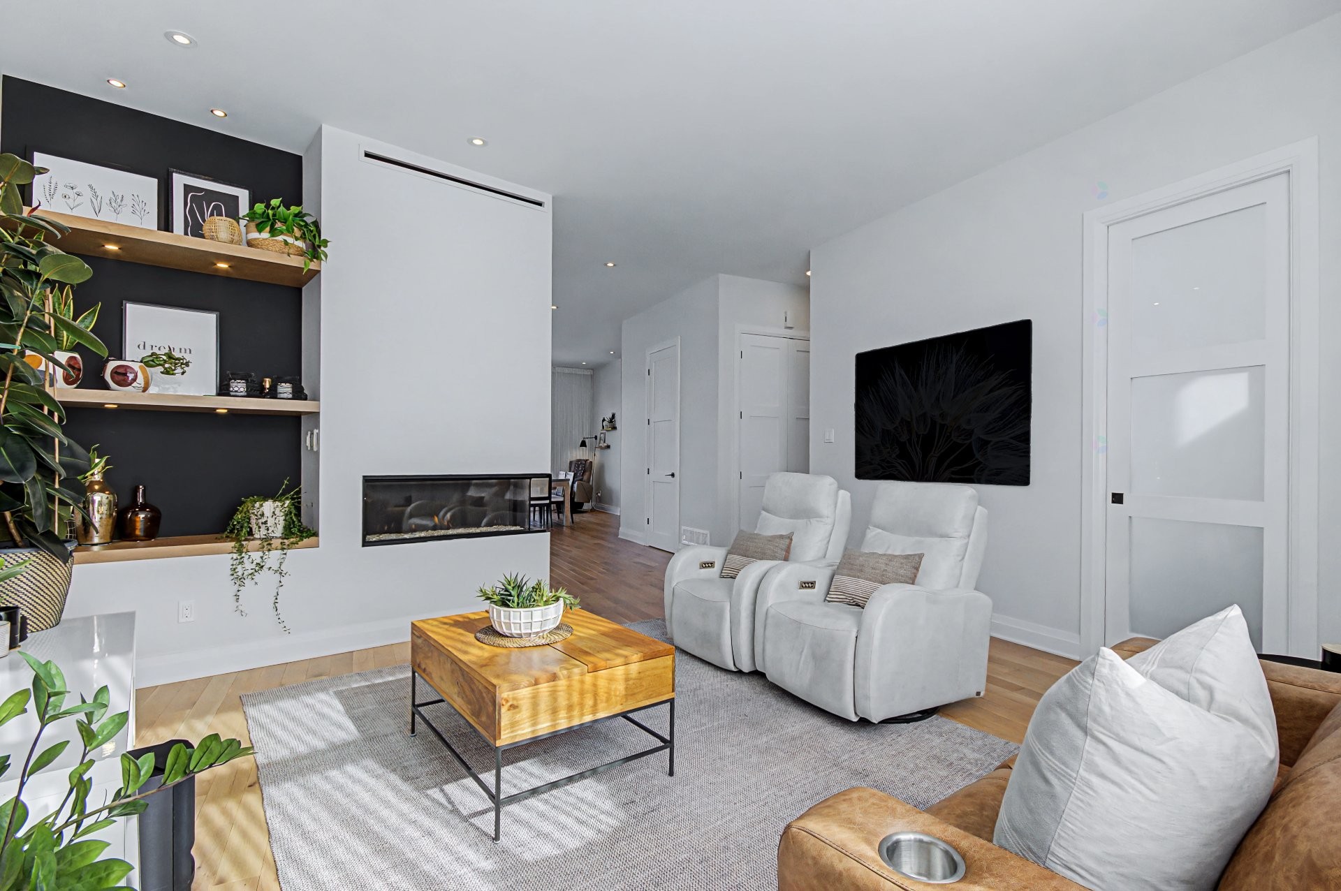 









4009


Rue des Bolets

,
Saint-Bruno-de-Montarville,




QC
J3V0C9

