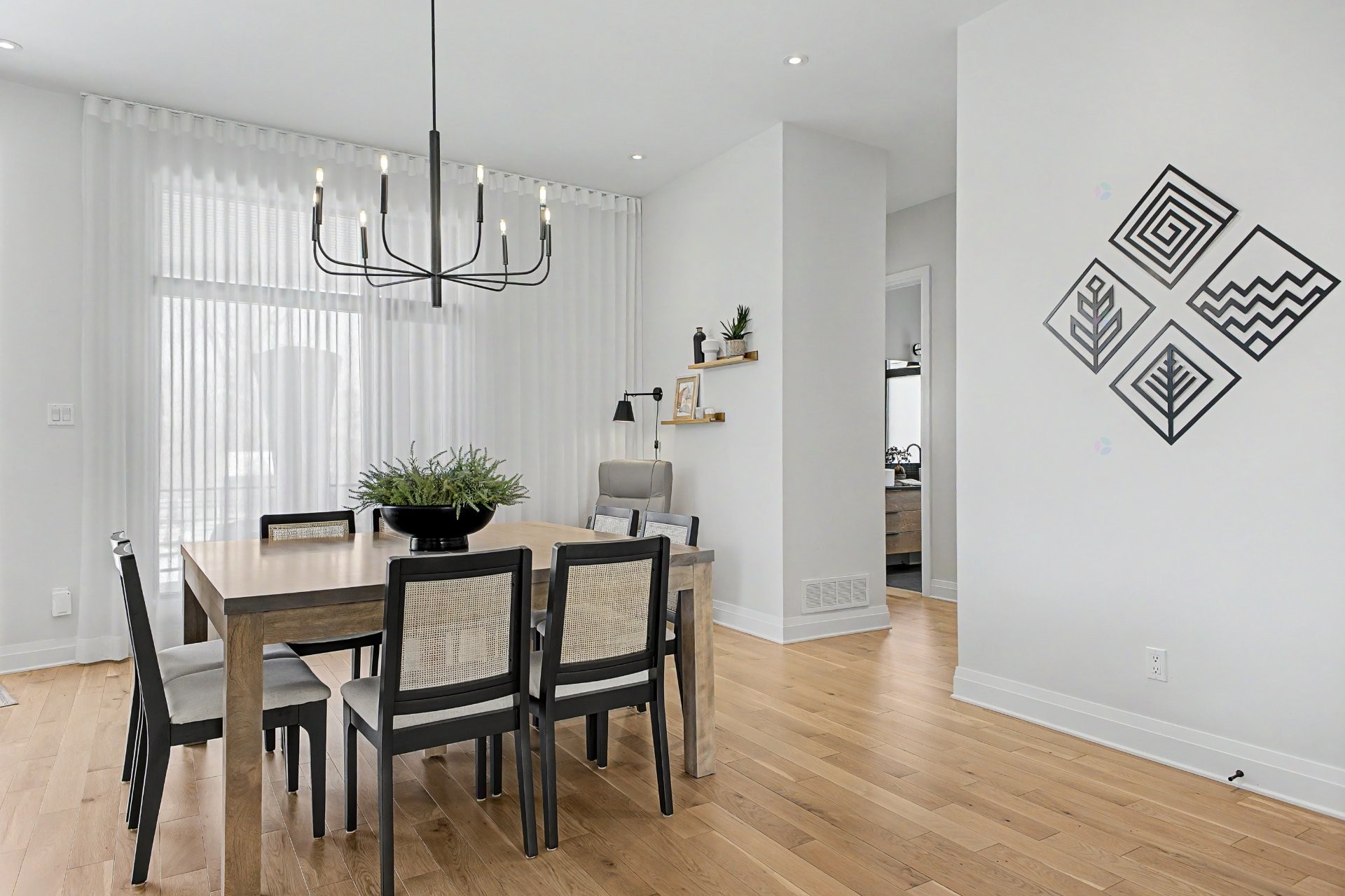 









4009


Rue des Bolets

,
Saint-Bruno-de-Montarville,




QC
J3V0C9

