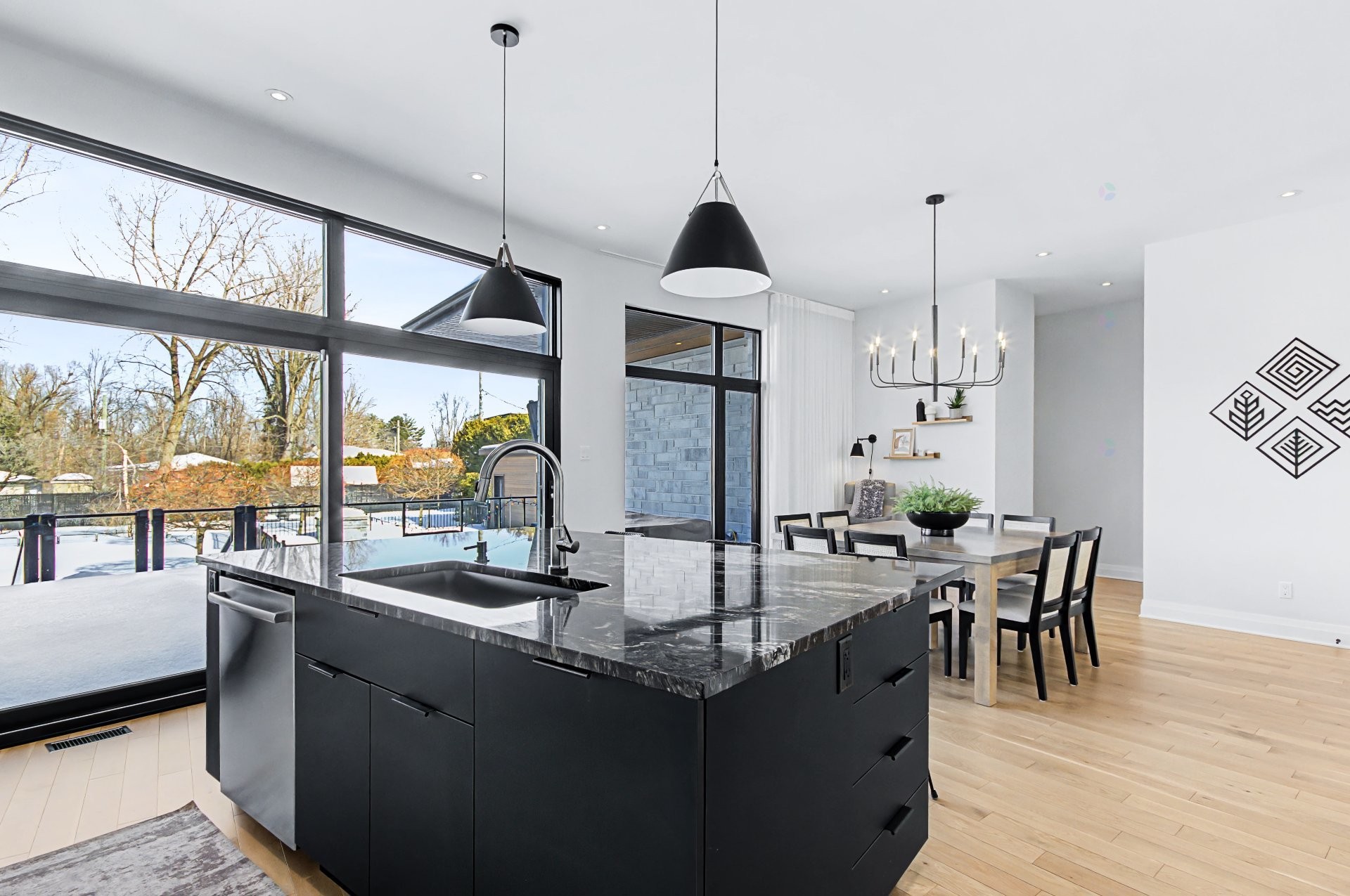 









4009


Rue des Bolets

,
Saint-Bruno-de-Montarville,




QC
J3V0C9

