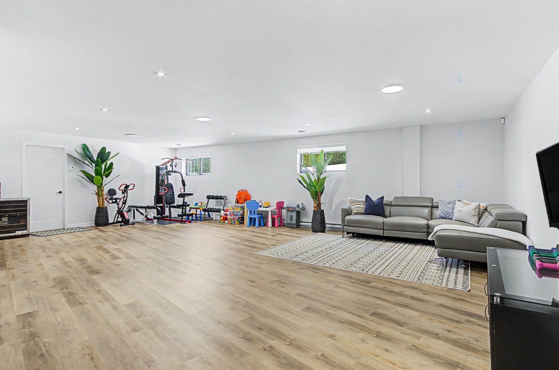 









4009


Rue des Bolets

,
Saint-Bruno-de-Montarville,




QC
J3V0C9

