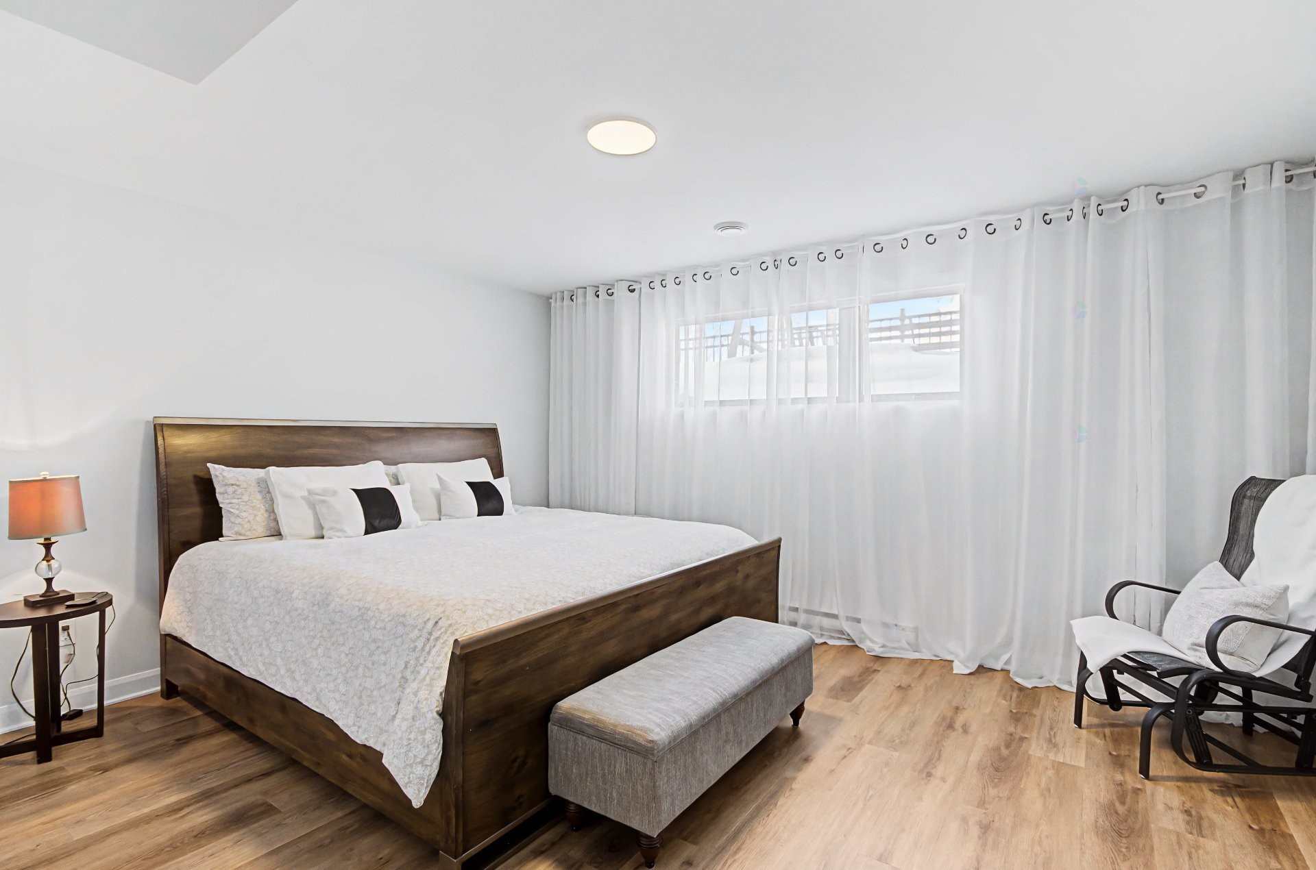 









4009


Rue des Bolets

,
Saint-Bruno-de-Montarville,




QC
J3V0C9

