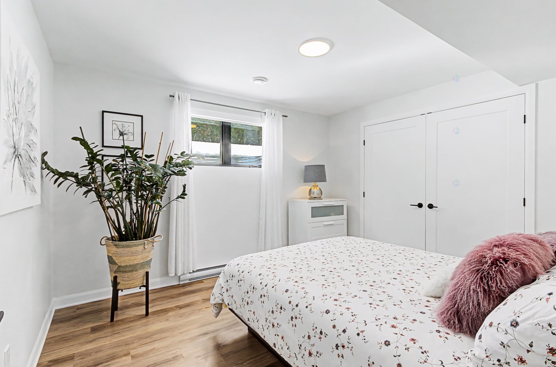 









4009


Rue des Bolets

,
Saint-Bruno-de-Montarville,




QC
J3V0C9

