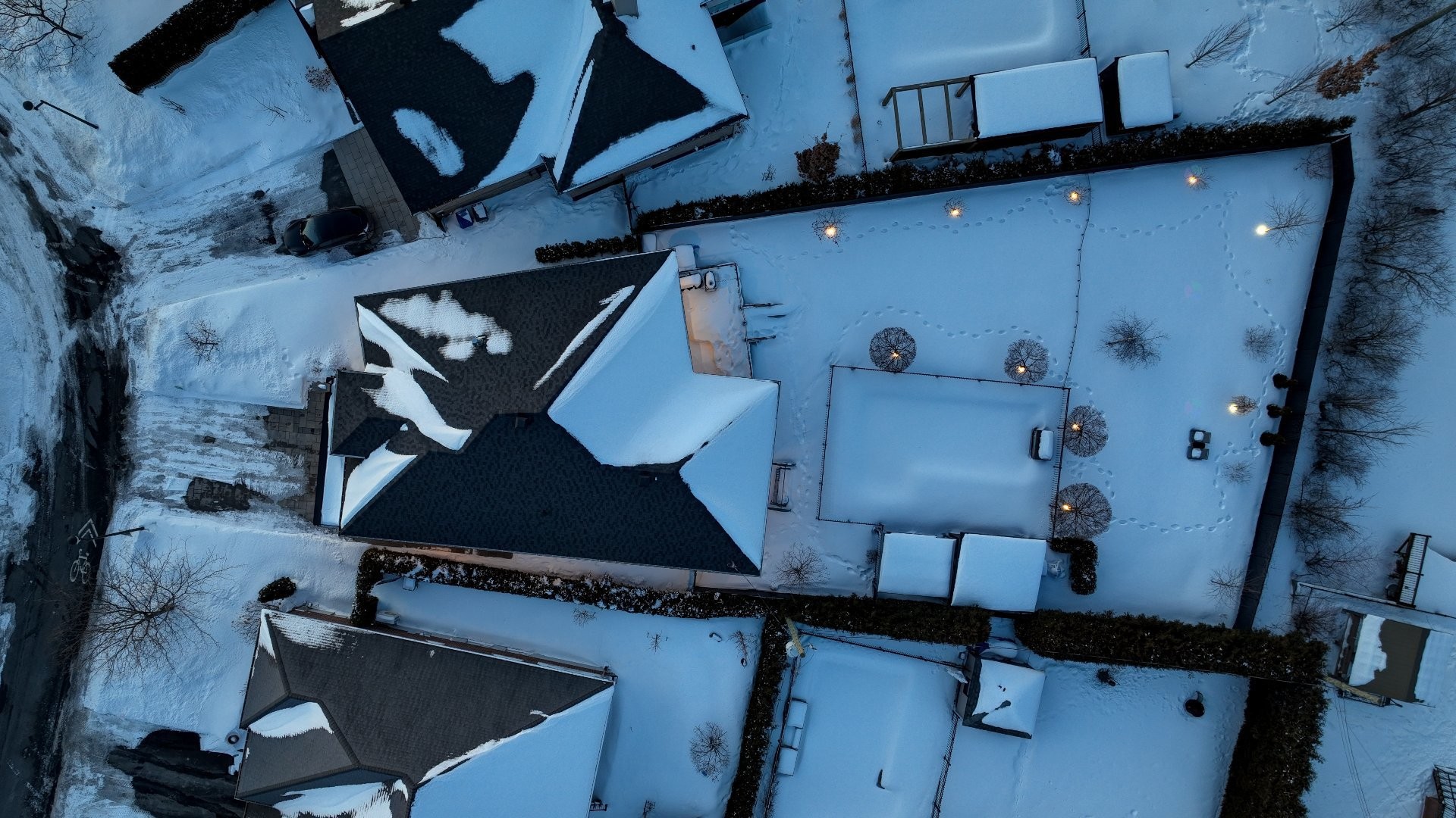 









4009


Rue des Bolets

,
Saint-Bruno-de-Montarville,




QC
J3V0C9

