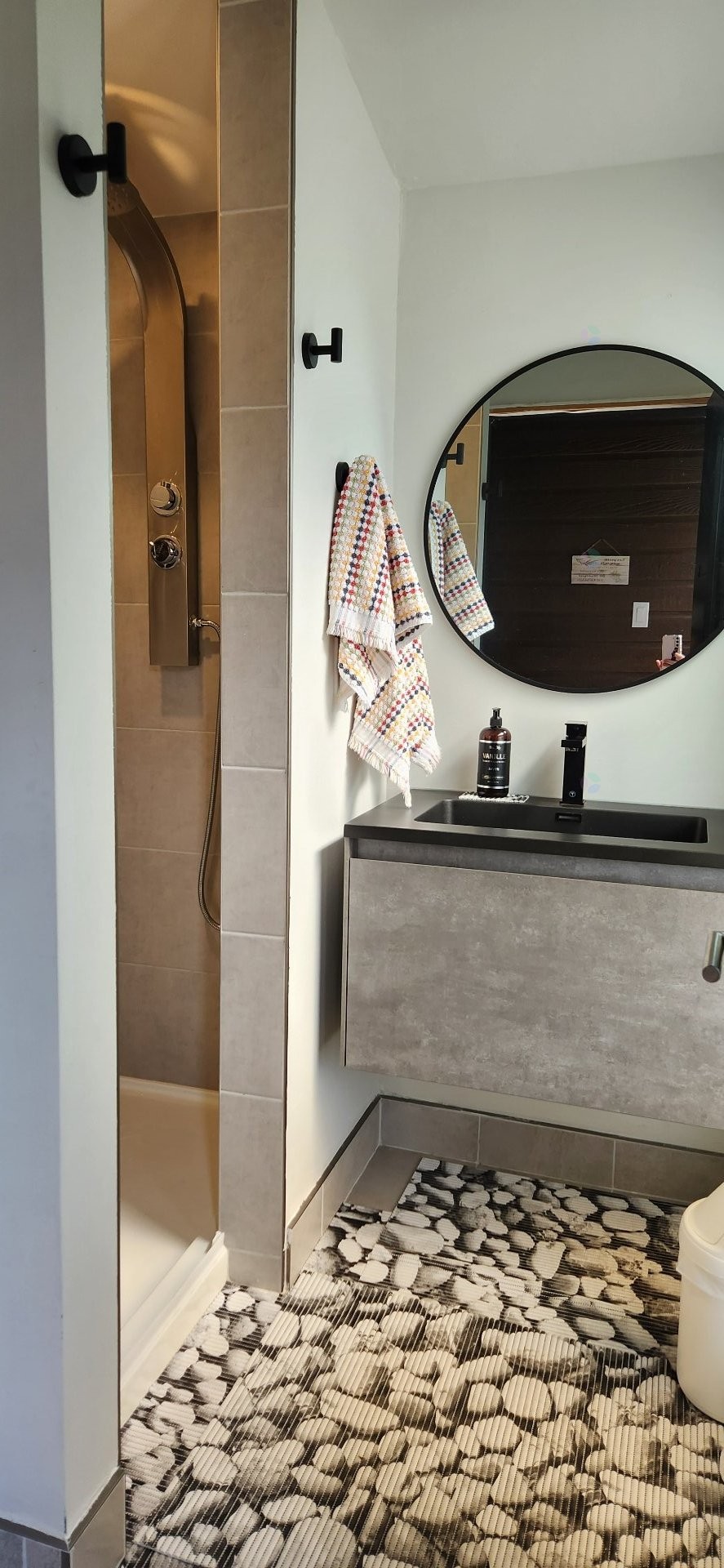 









4009


Rue des Bolets

,
Saint-Bruno-de-Montarville,




QC
J3V0C9

