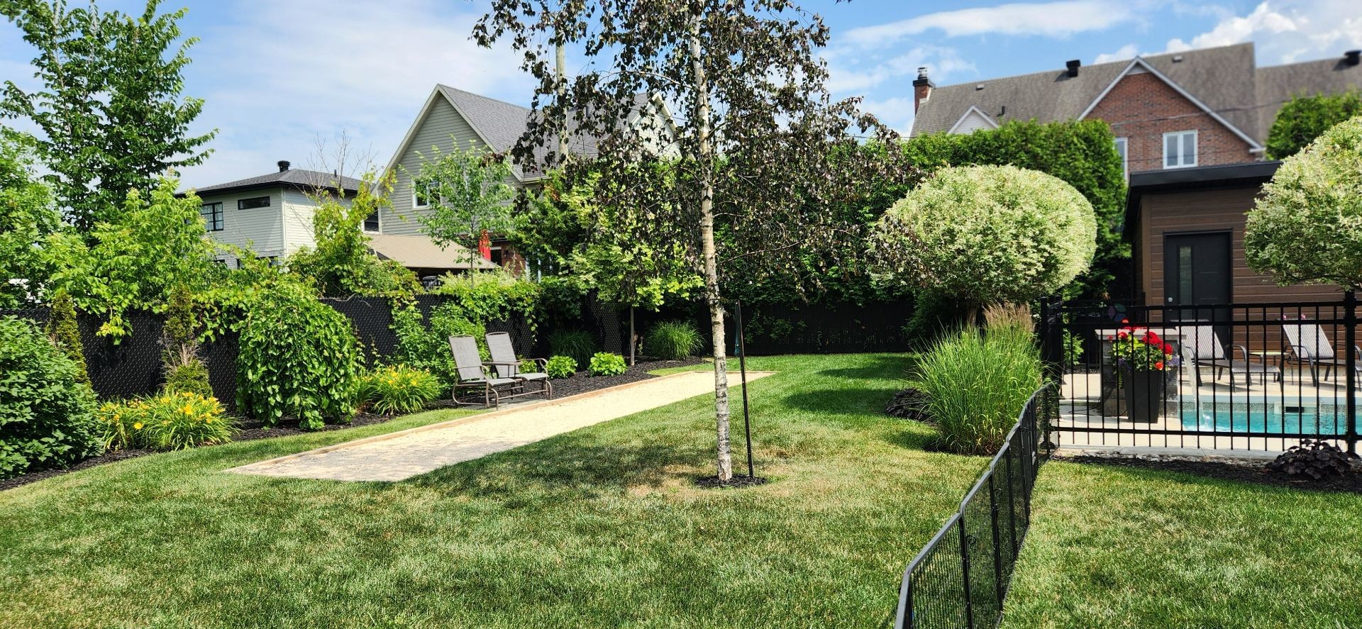 









4009


Rue des Bolets

,
Saint-Bruno-de-Montarville,




QC
J3V0C9

