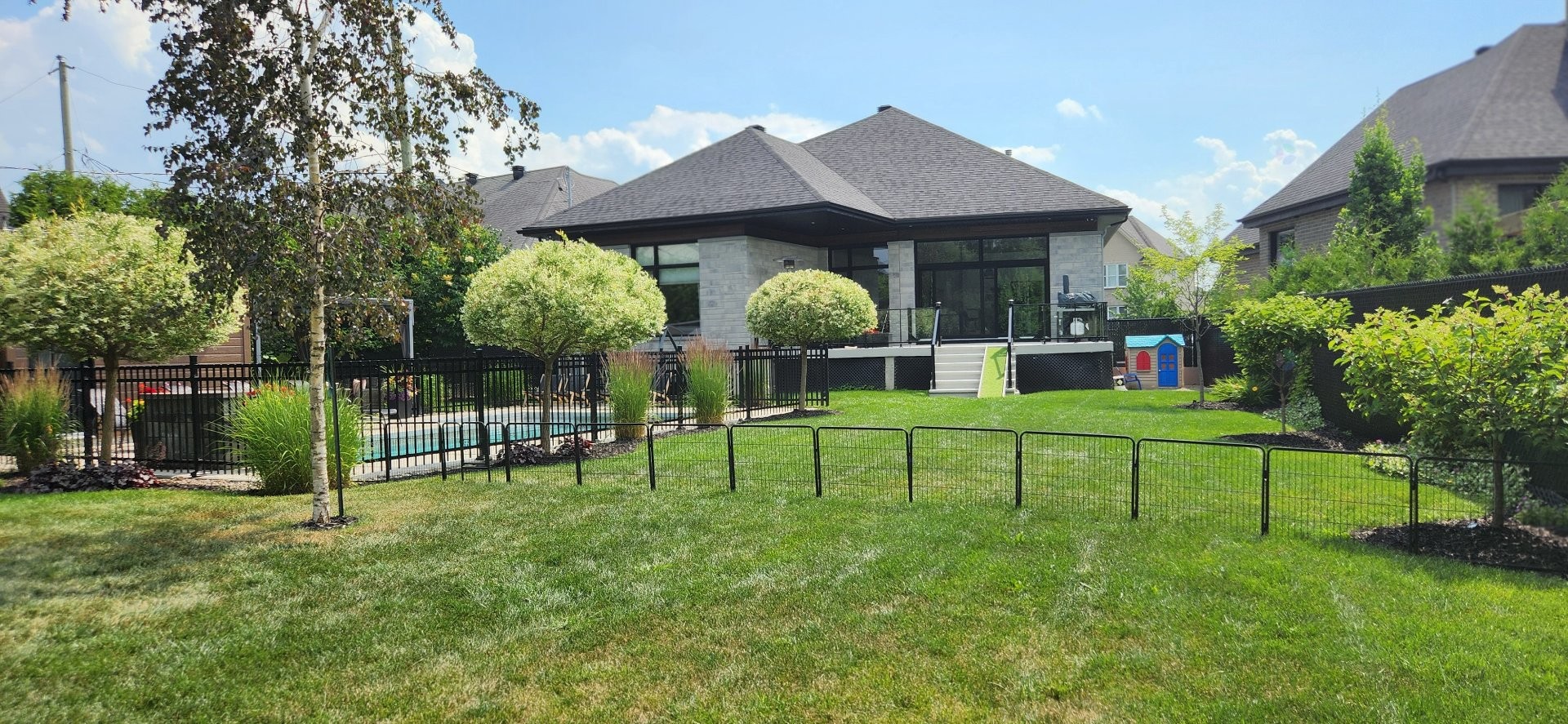 









4009


Rue des Bolets

,
Saint-Bruno-de-Montarville,




QC
J3V0C9

