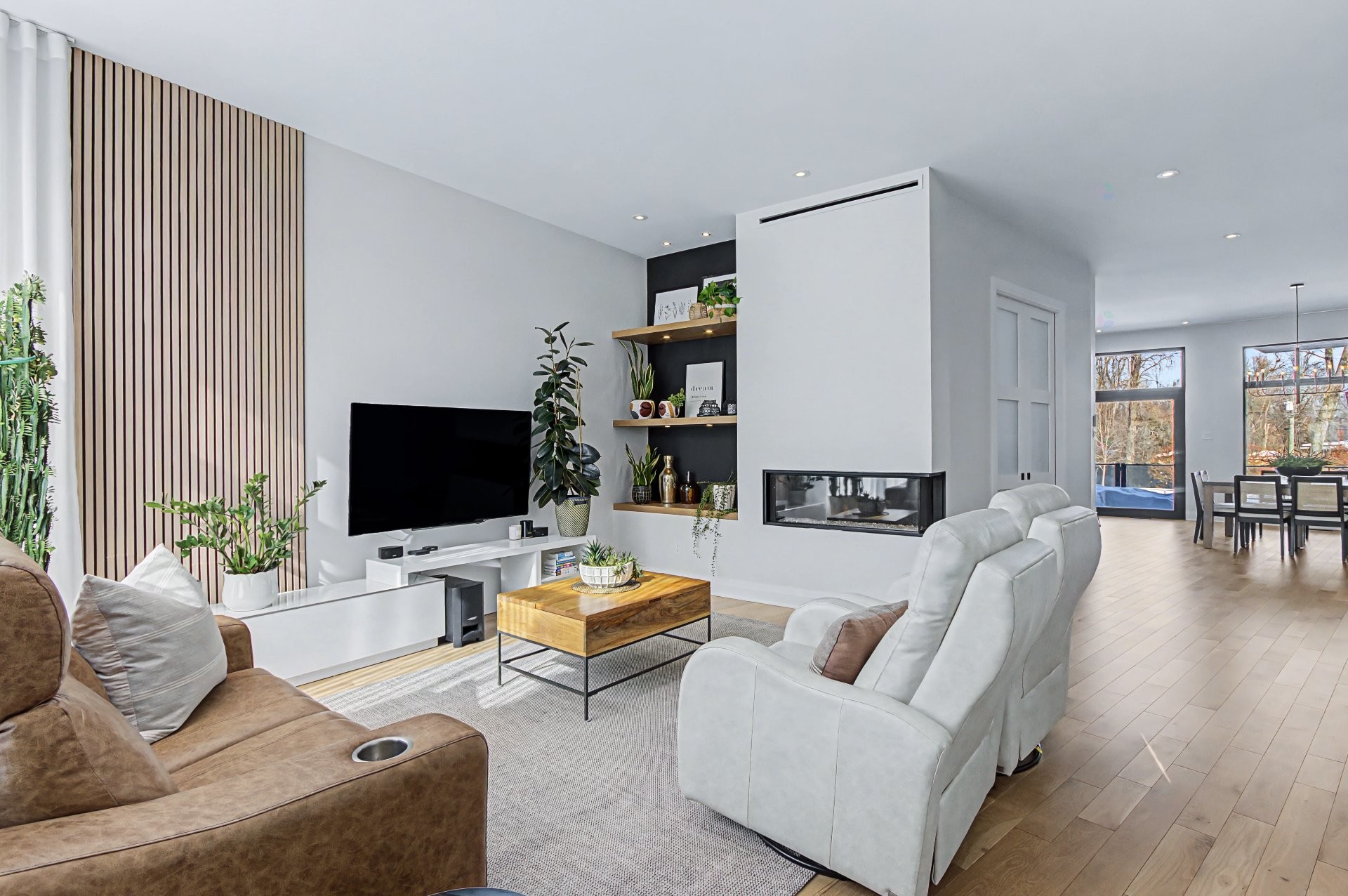 









4009


Rue des Bolets

,
Saint-Bruno-de-Montarville,




QC
J3V0C9

