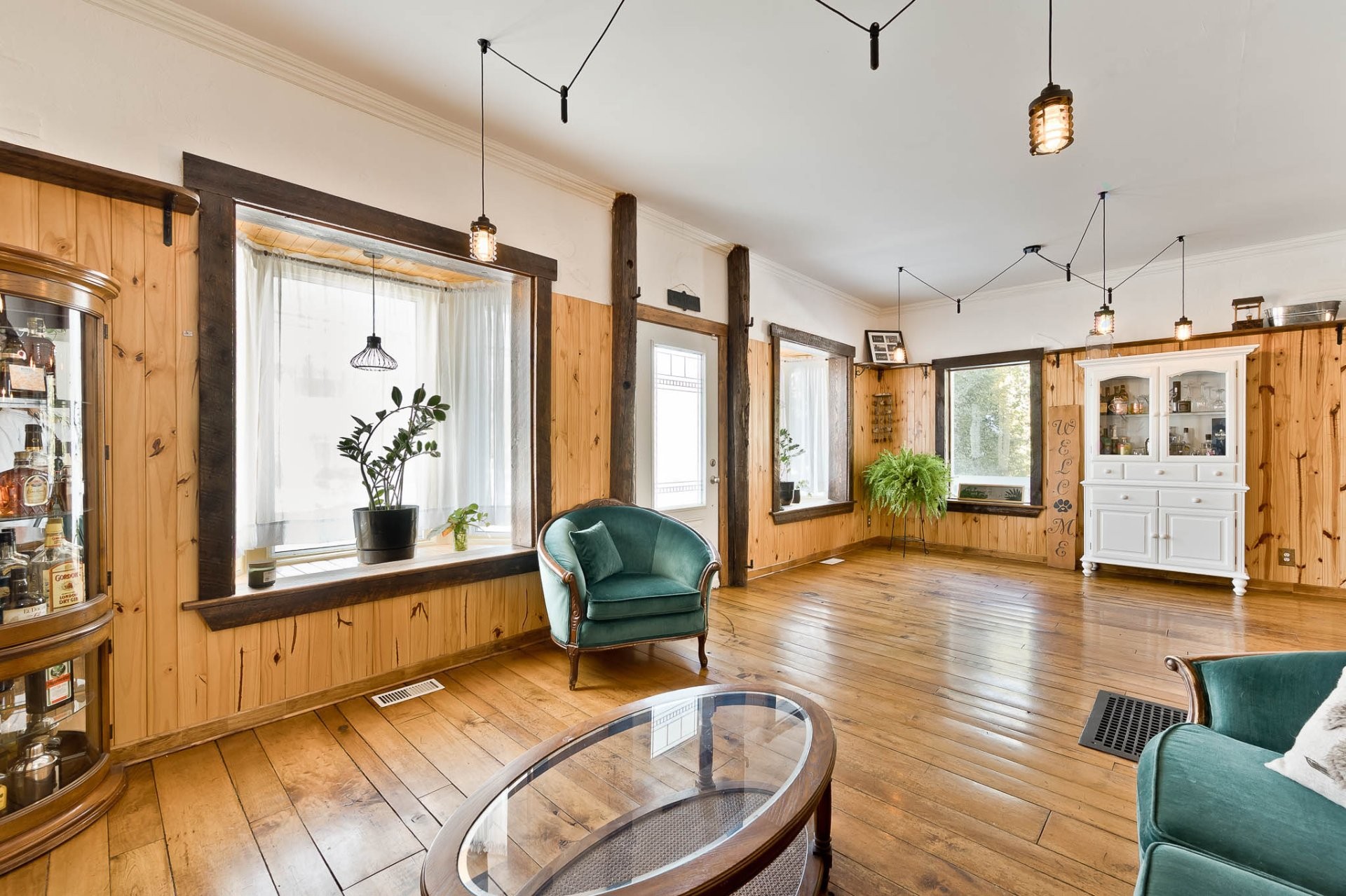 









390


Rue Principale

,
Stoke,




QC
J0B3G0

