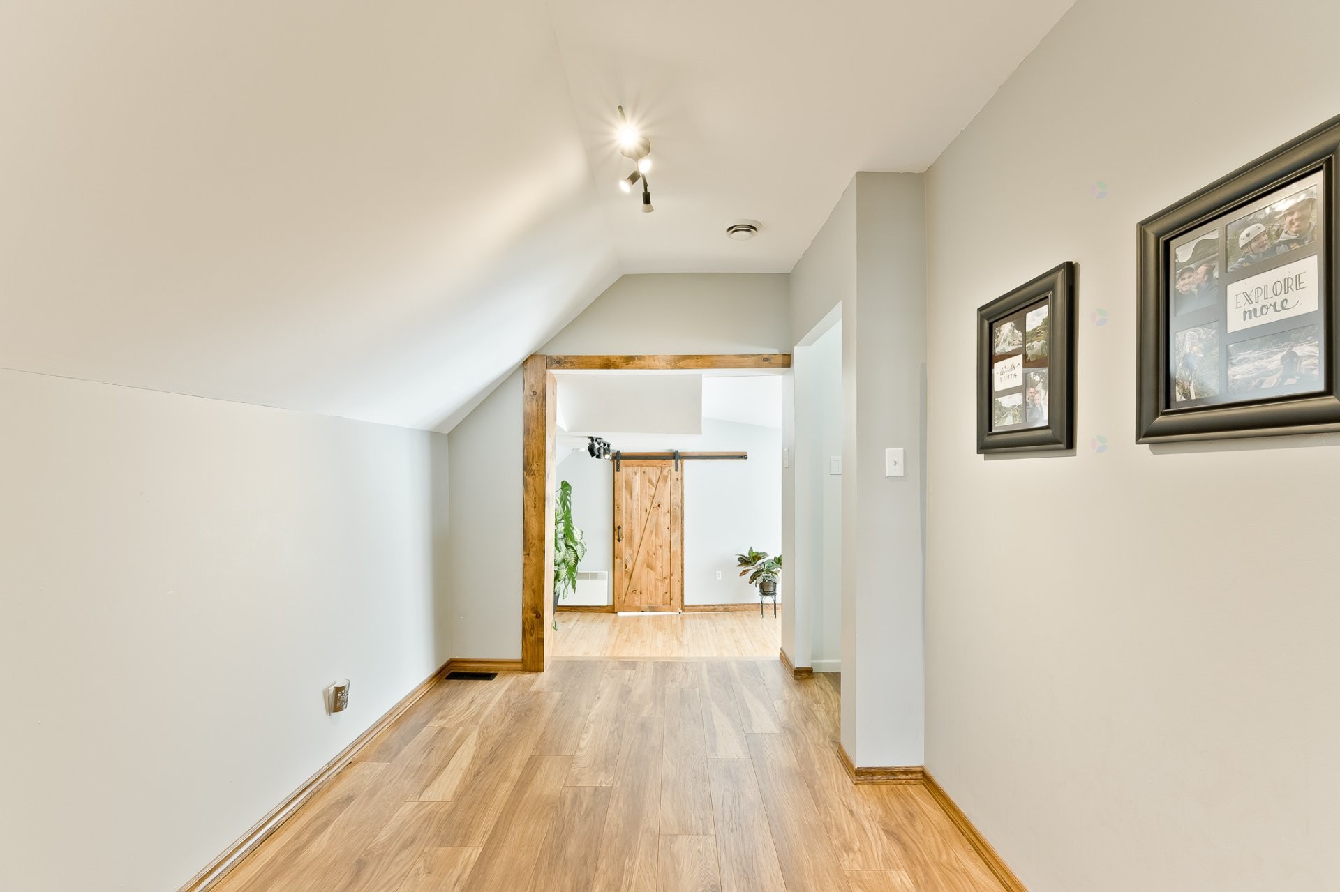 









390


Rue Principale

,
Stoke,




QC
J0B3G0

